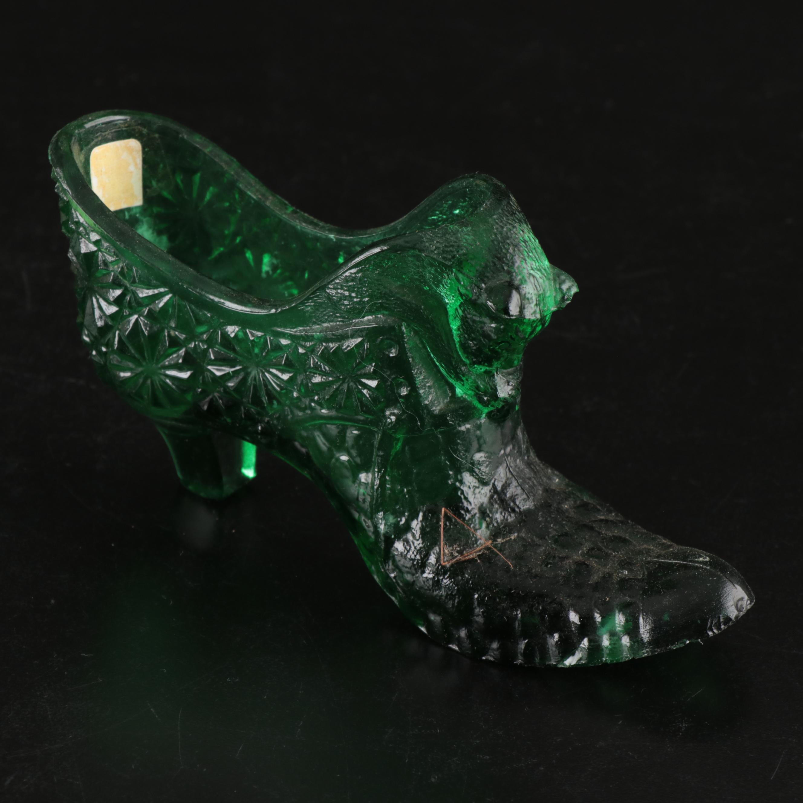 McKee & Bros Ribbed Hat Toothpick, More Glass Top Hats, Fenton Style Slipper