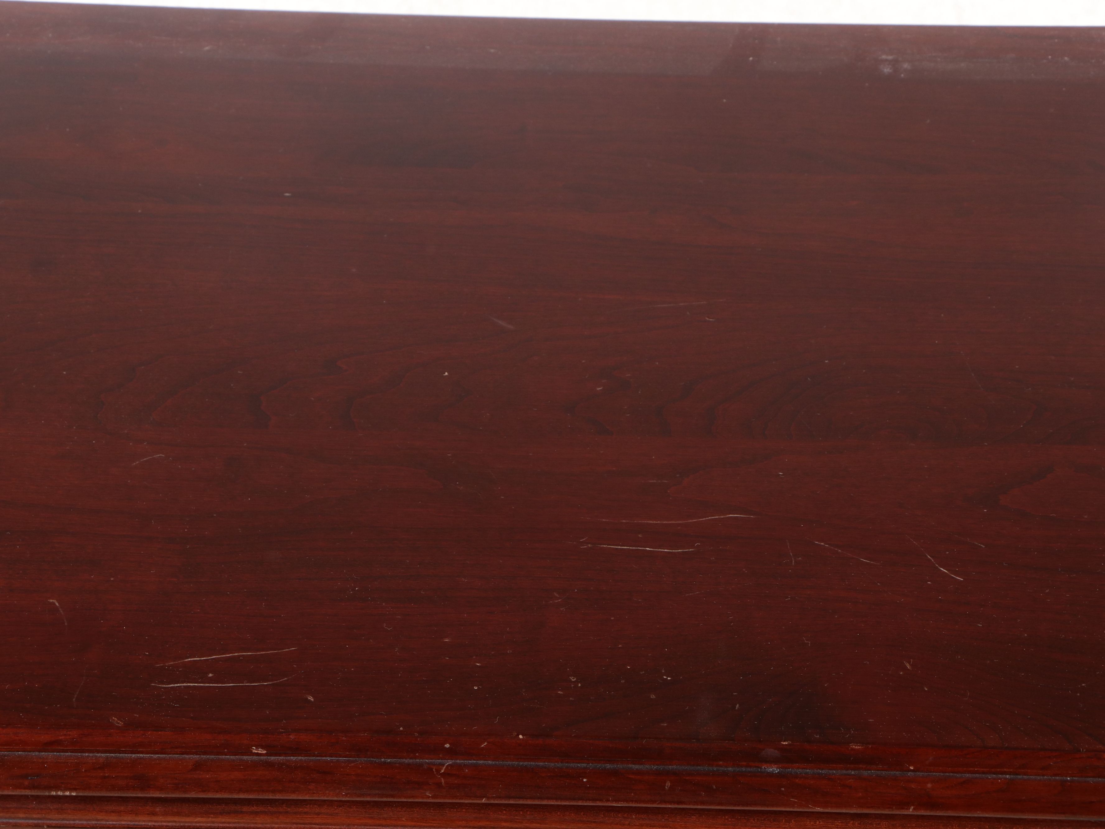 Knob Creek Chippendale Style Mahogany Finish Dresser with Broken Bonnet Mirror