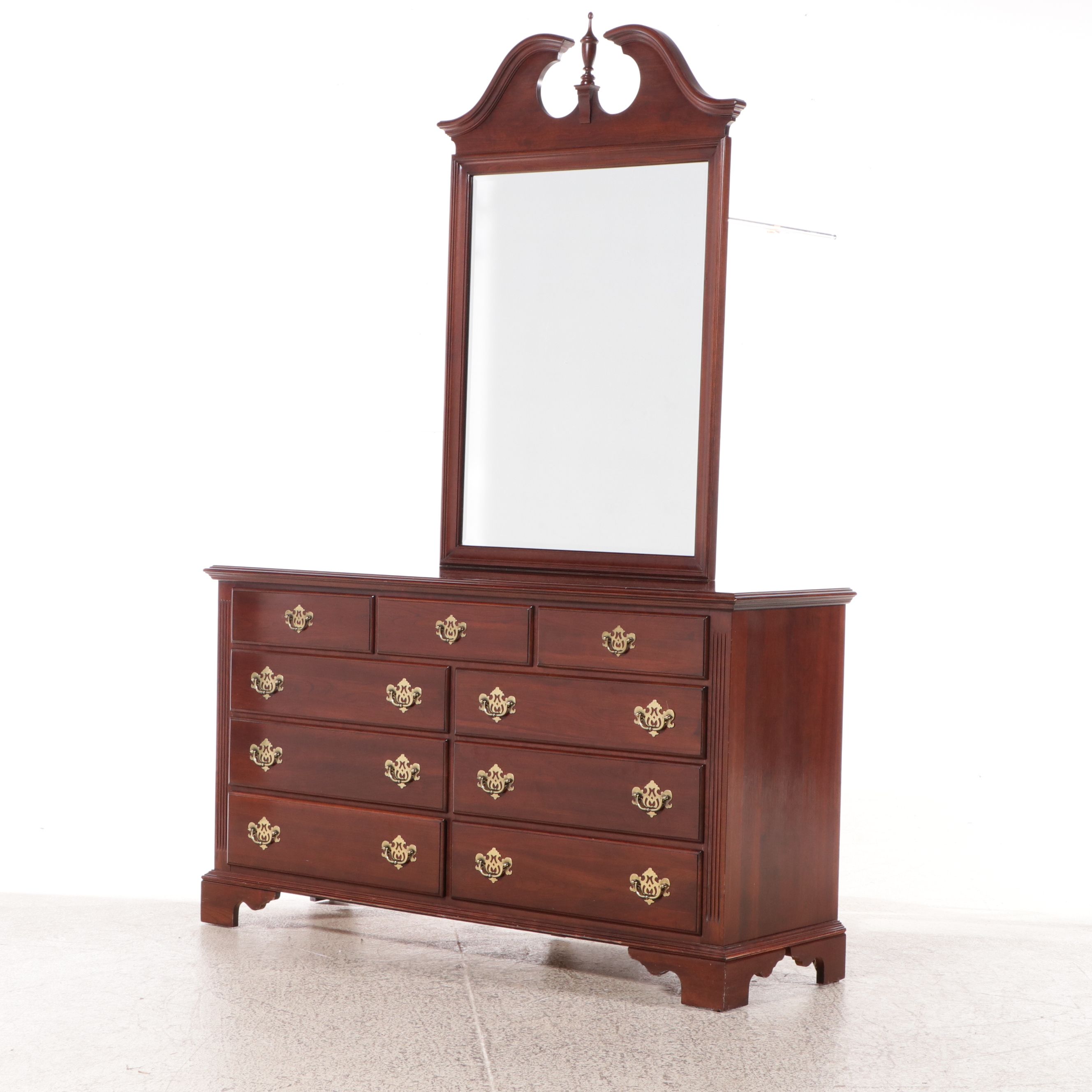 Knob Creek Chippendale Style Mahogany Finish Dresser with Broken Bonnet Mirror