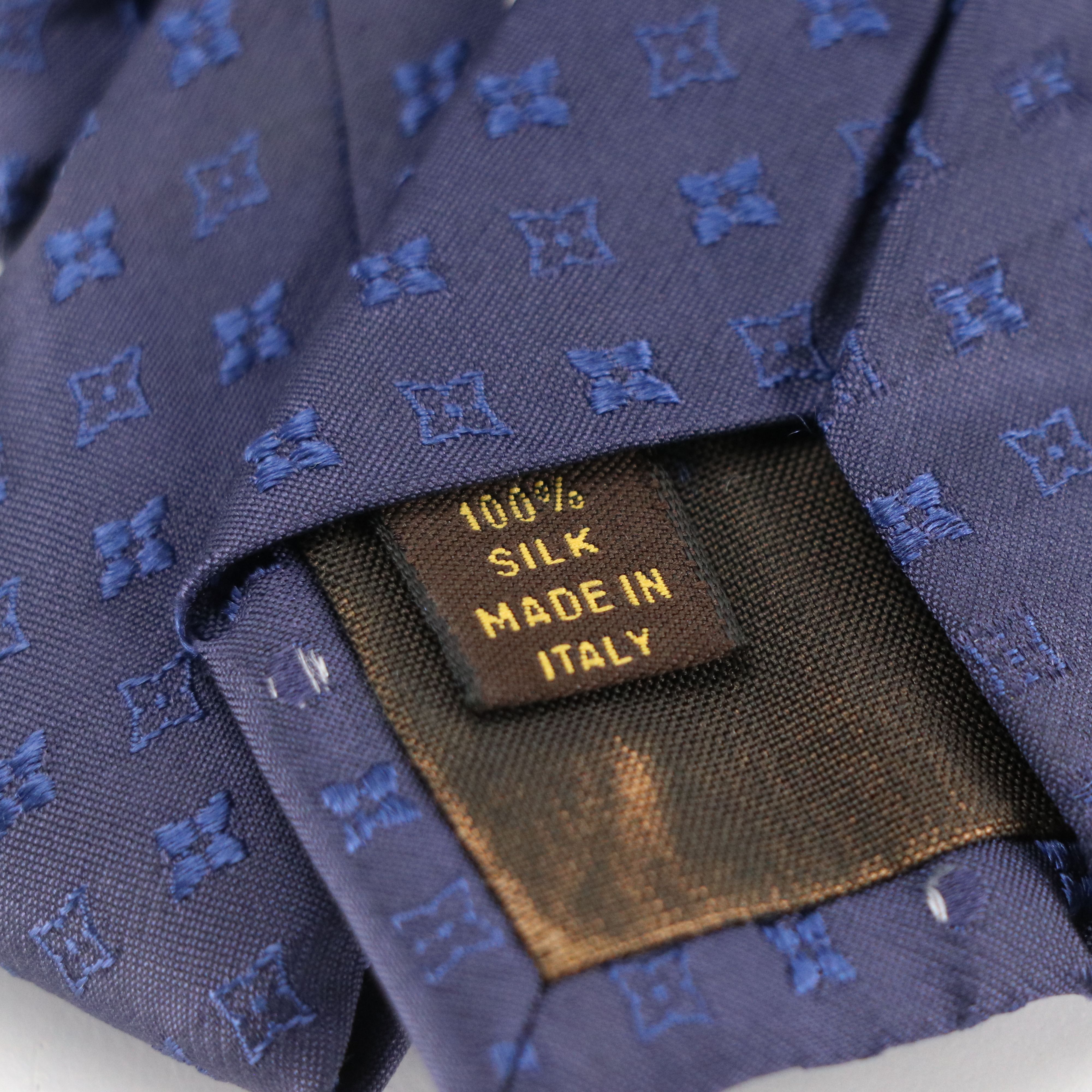 Louis Vuitton Monogram Flower Dot Pattern Necktie in Silk Jacquard
