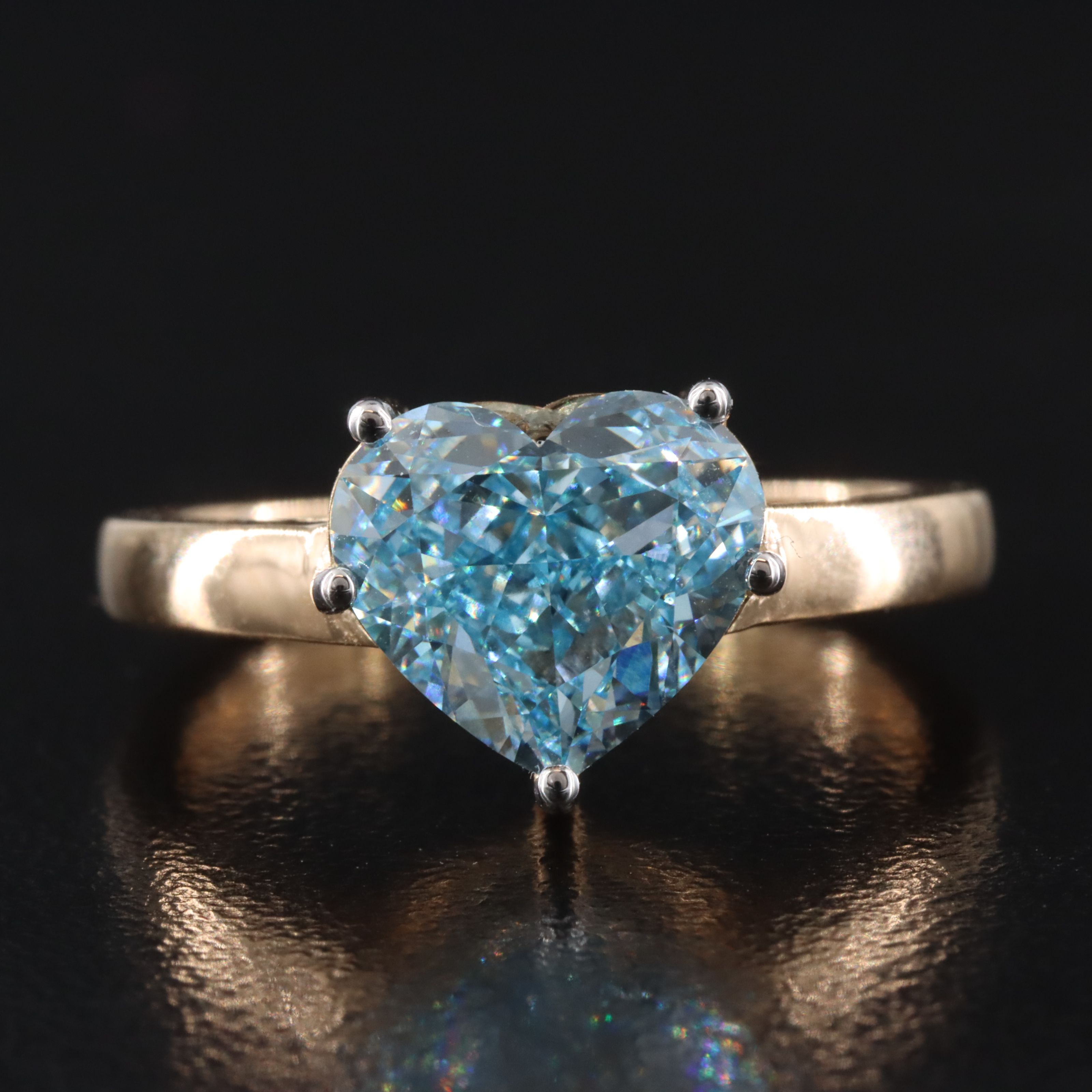 18K 3.00 CT Fancy Vivid Blue Lab Grown Diamond Ring with IGI Report