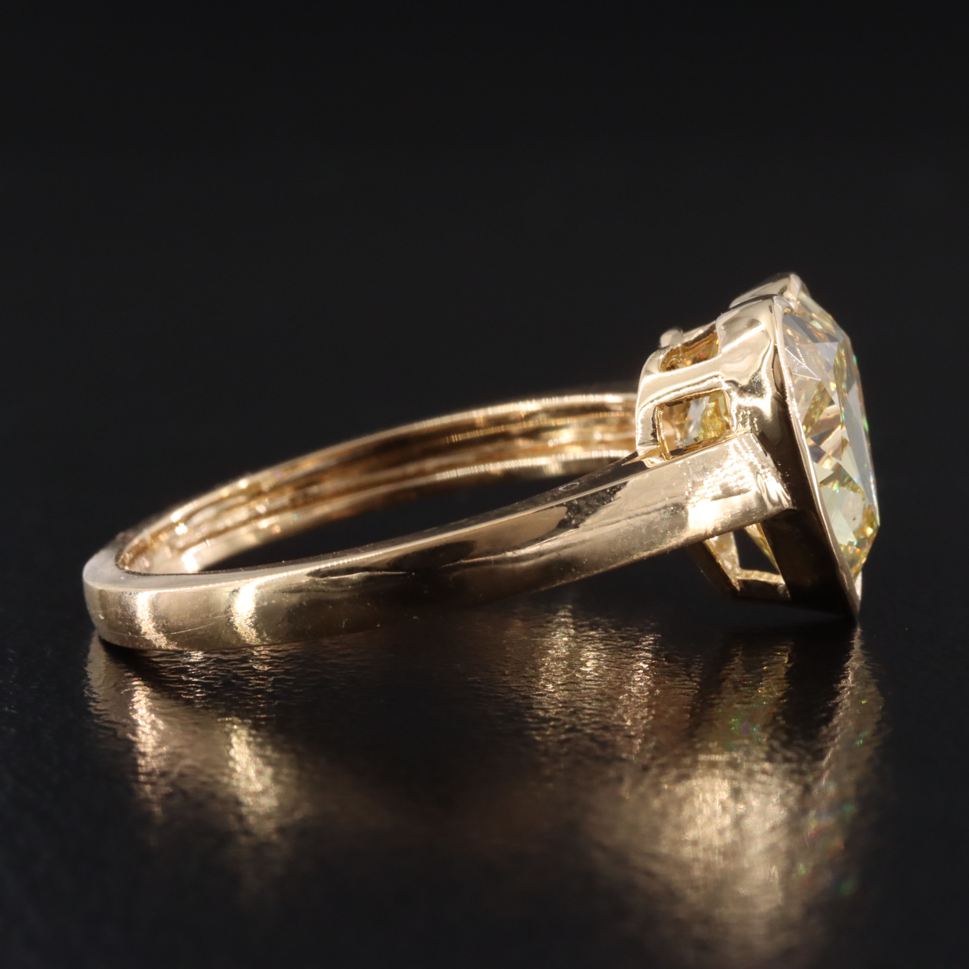 18K 3.00 CT Lab Grown Fancy Intense Yellow Diamond Solitaire Ring w/ IGI Report