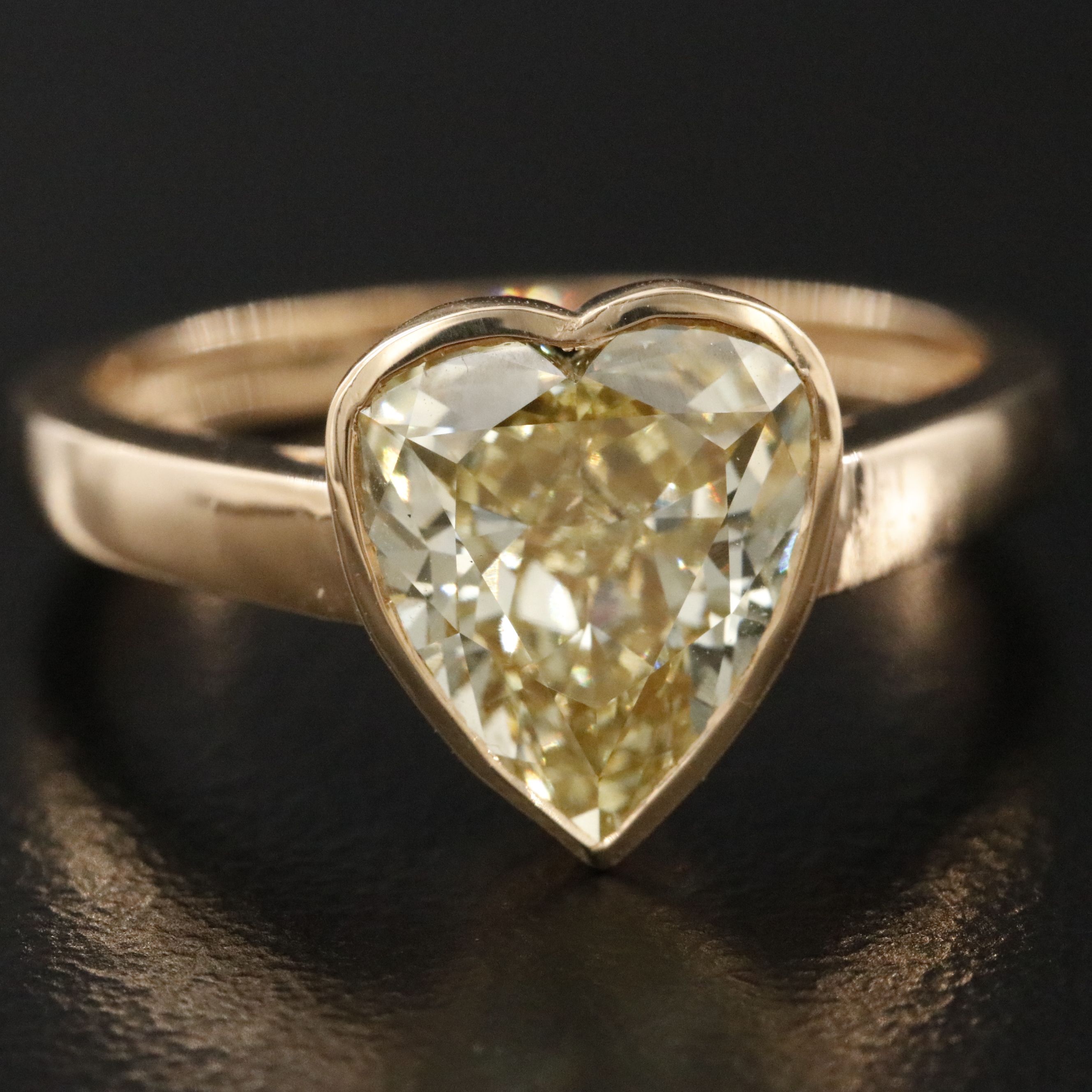 18K 3.00 CT Lab Grown Fancy Yellow Diamond Solitaire Ring with IGI Report