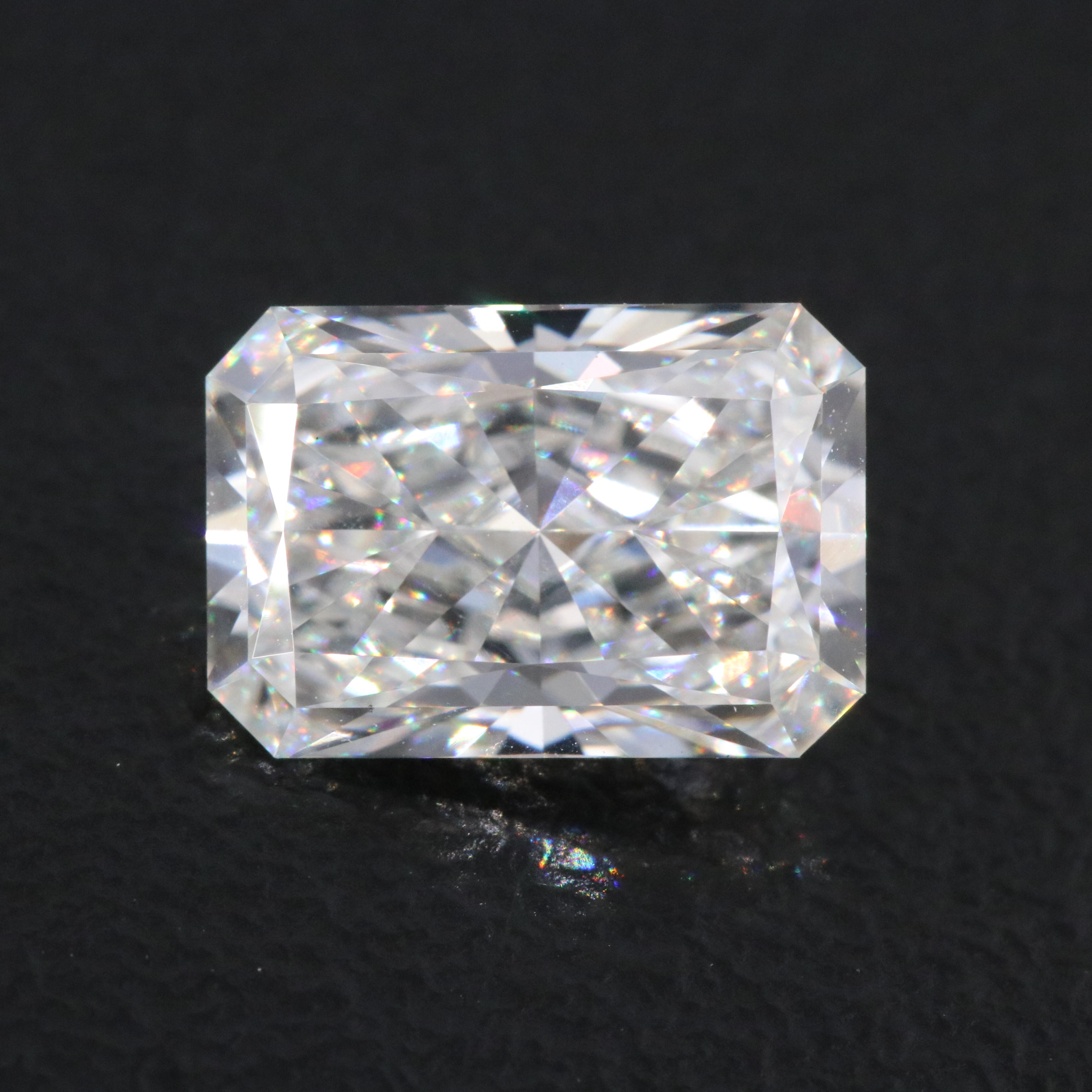 Loose 2.03 CT Lab Grown Diamond with IGI Report