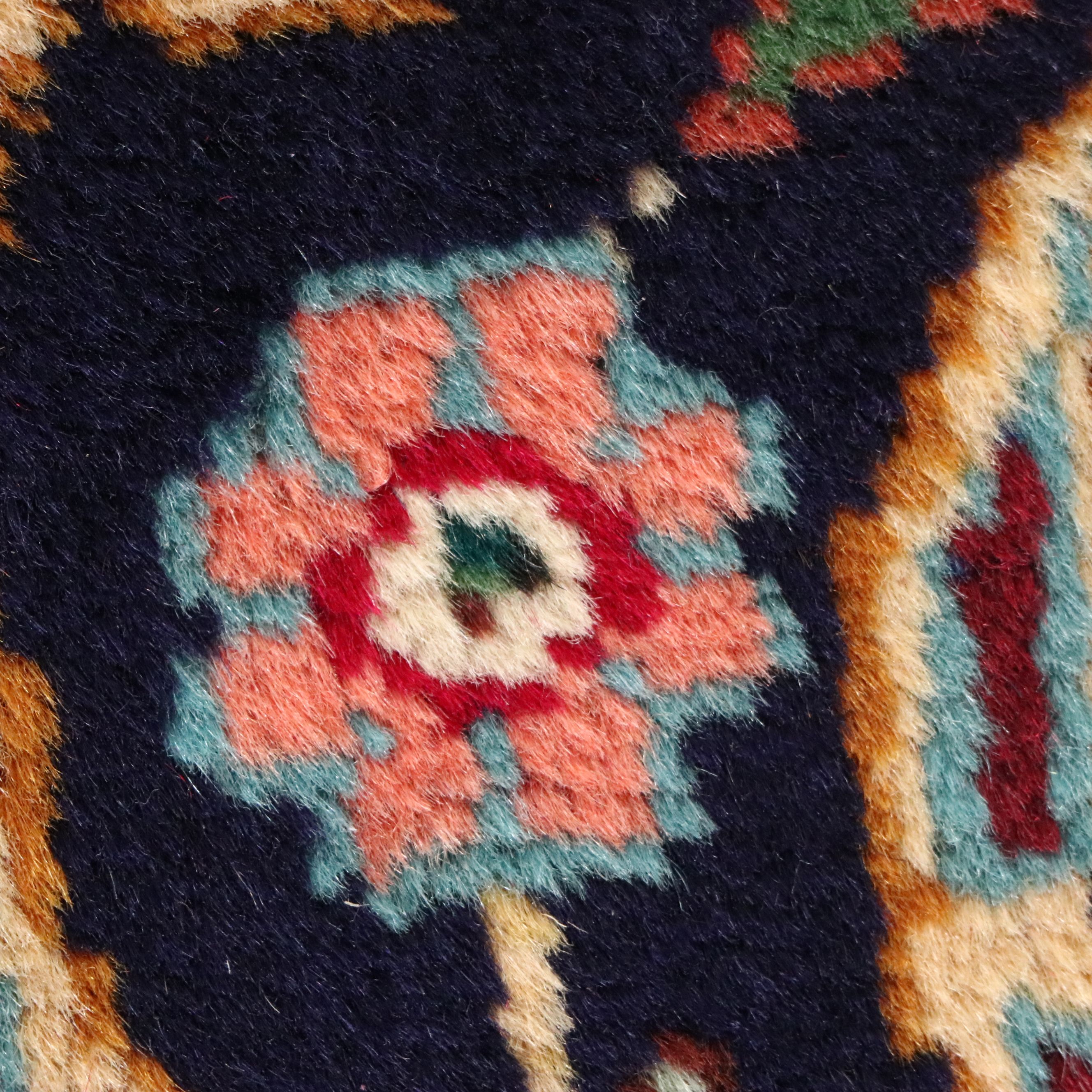 8'10 x 12'8 Hand-Knotted Persian Kashan Room-Sized Rug