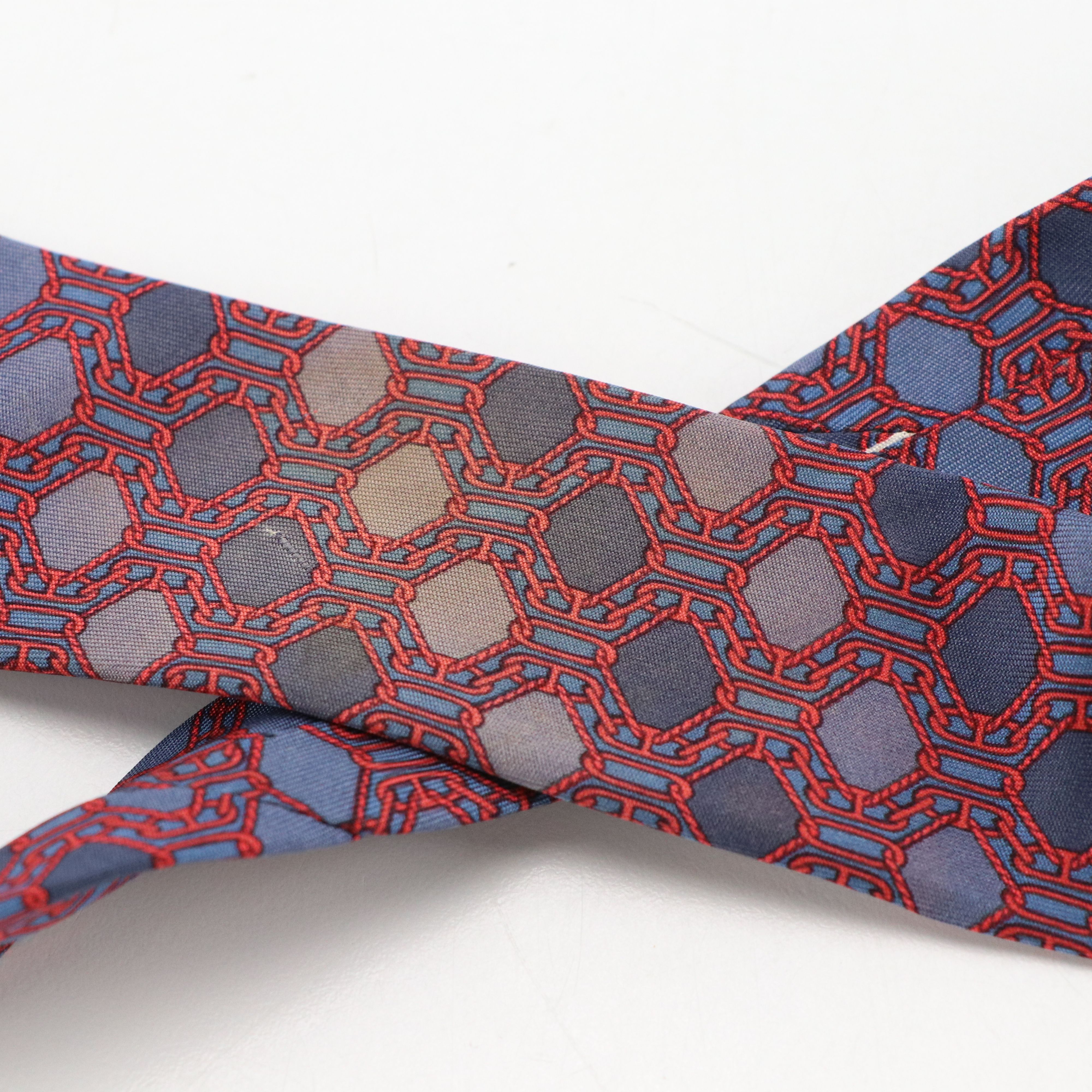 Hermès Geometric Chain Pattern Necktie in Silk Twill