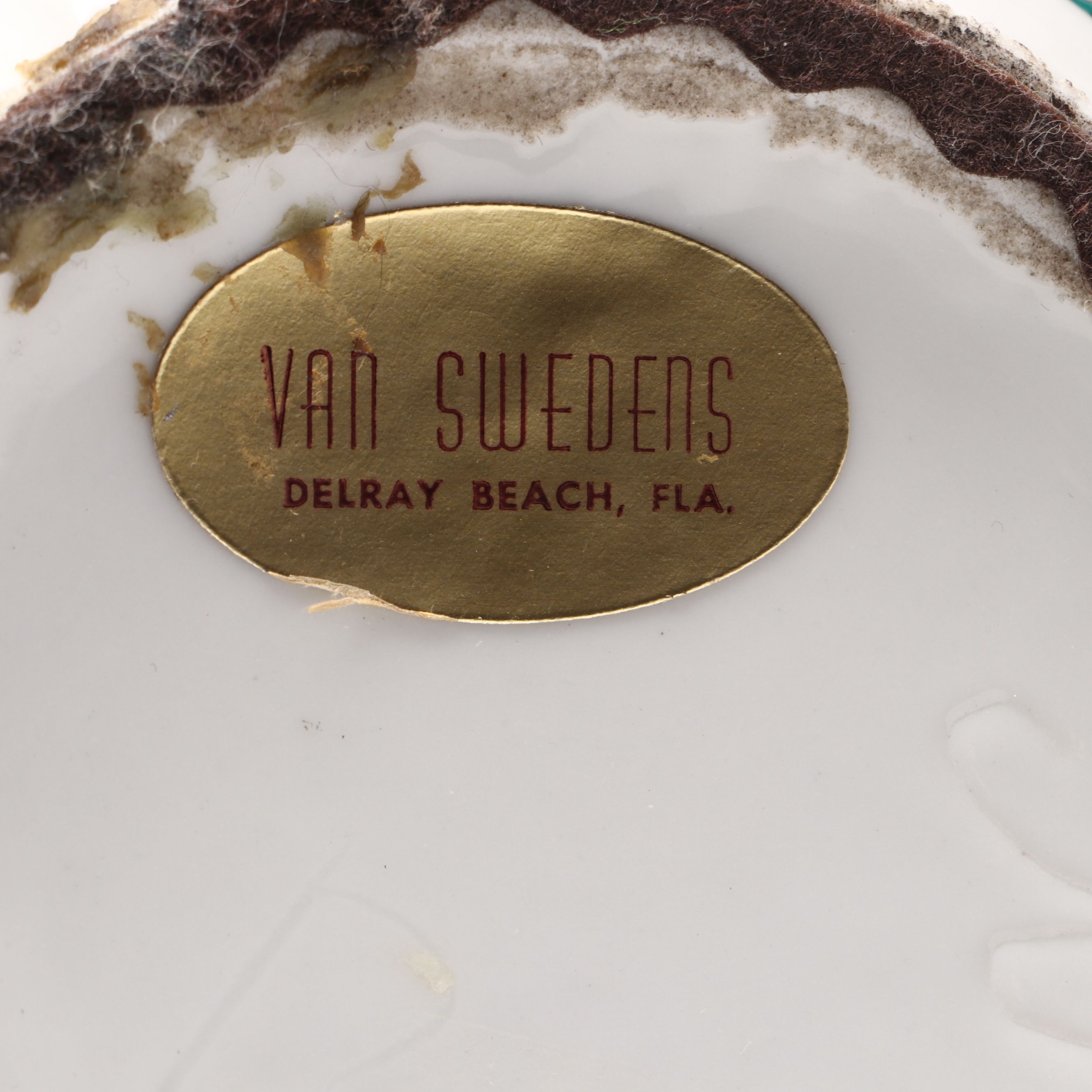 French Chinoiserie Style Hand-Painted Porcelain Bud Vases, Mid-20th Century