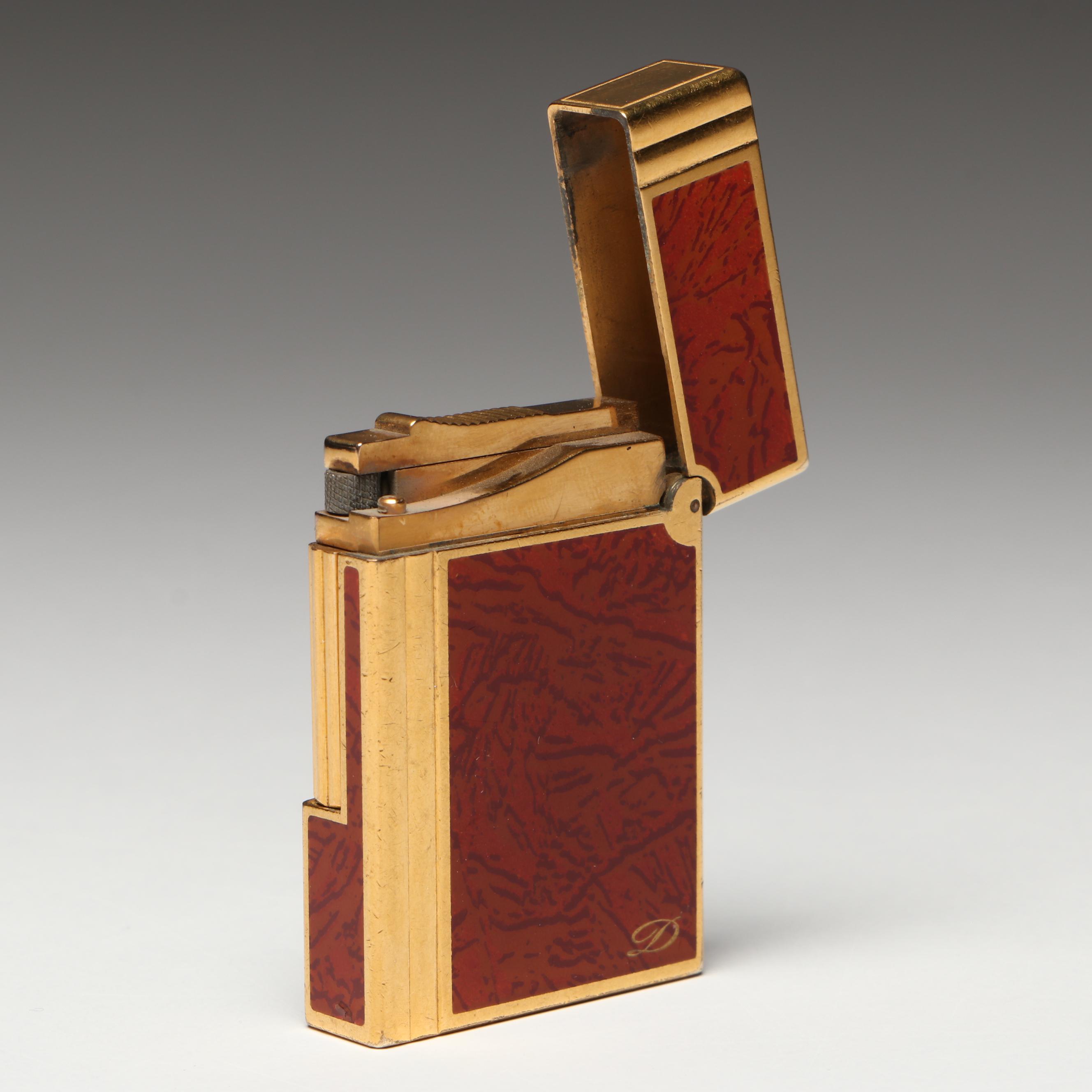 S.T. Dupont Laque de Chine Gold Tone Lighter