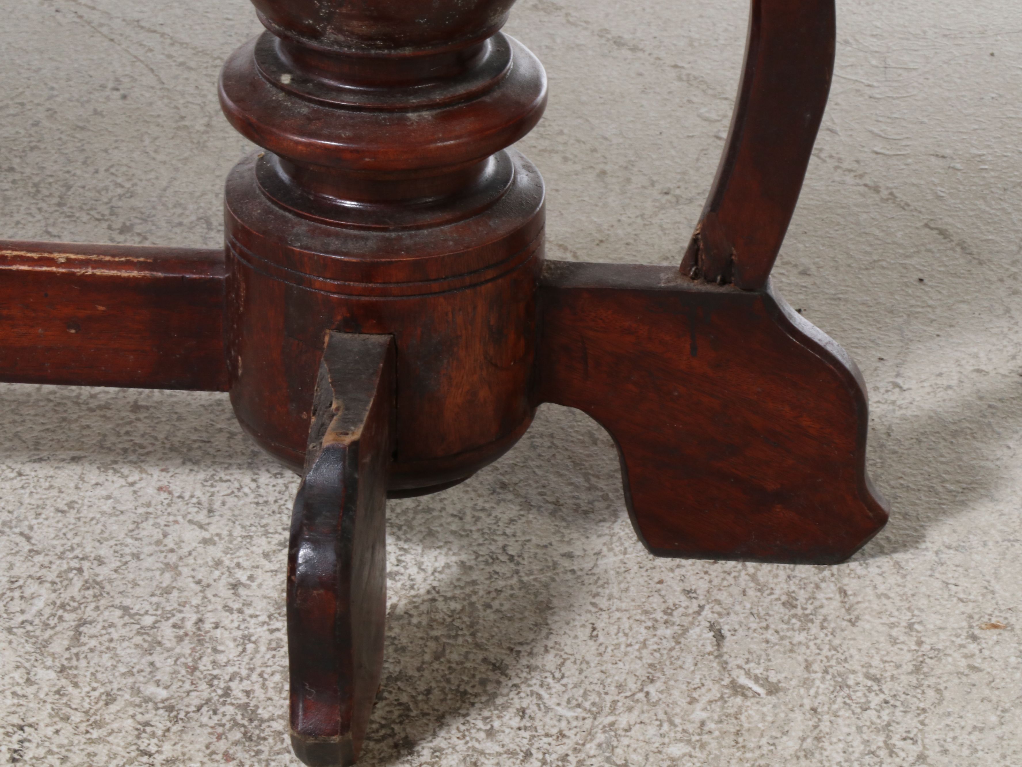 Baroque Style Mahogany Trestle Table