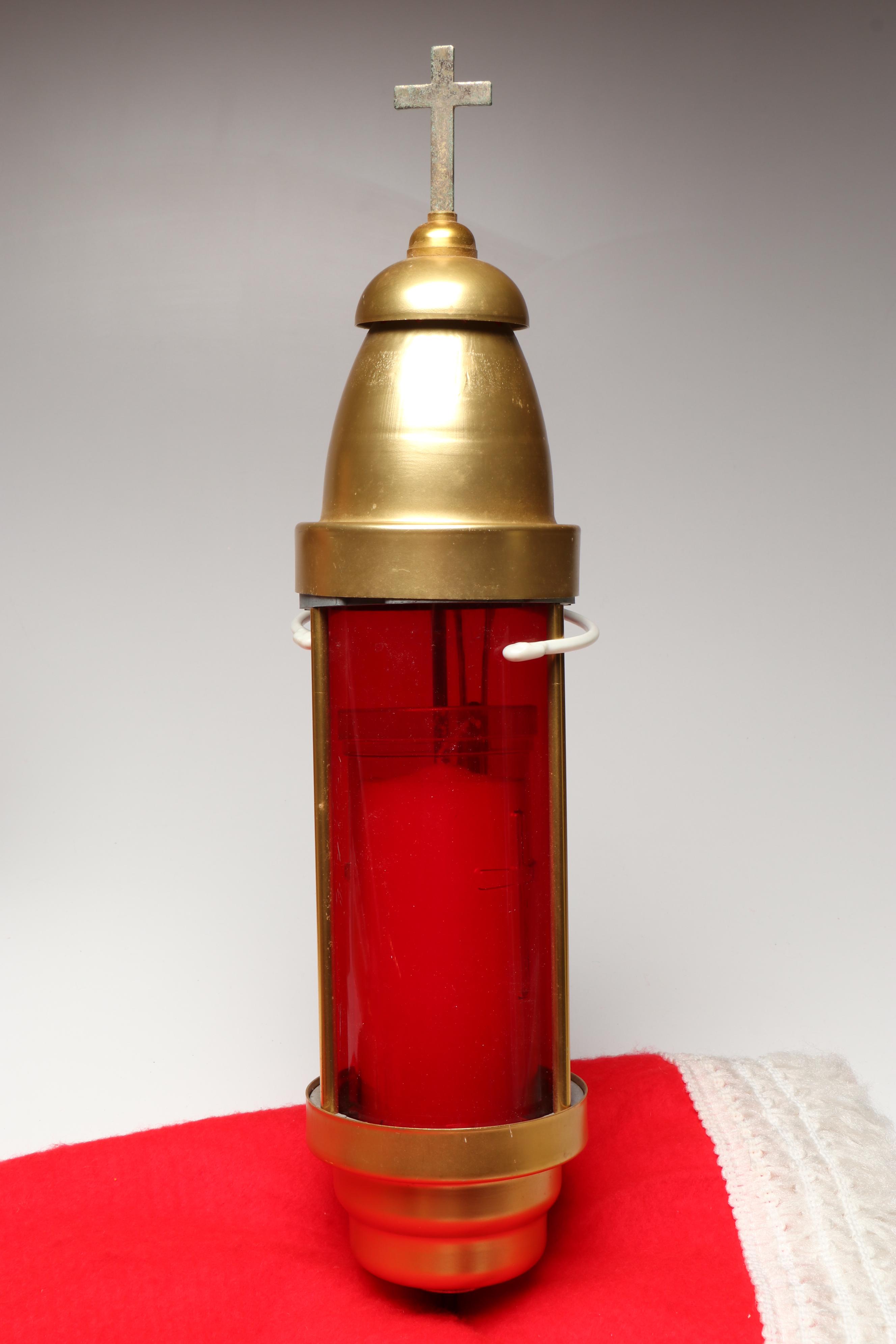 Shiny Brite and Thomas Pacconi Hand-Painted Ornaments with More Christmas Décor