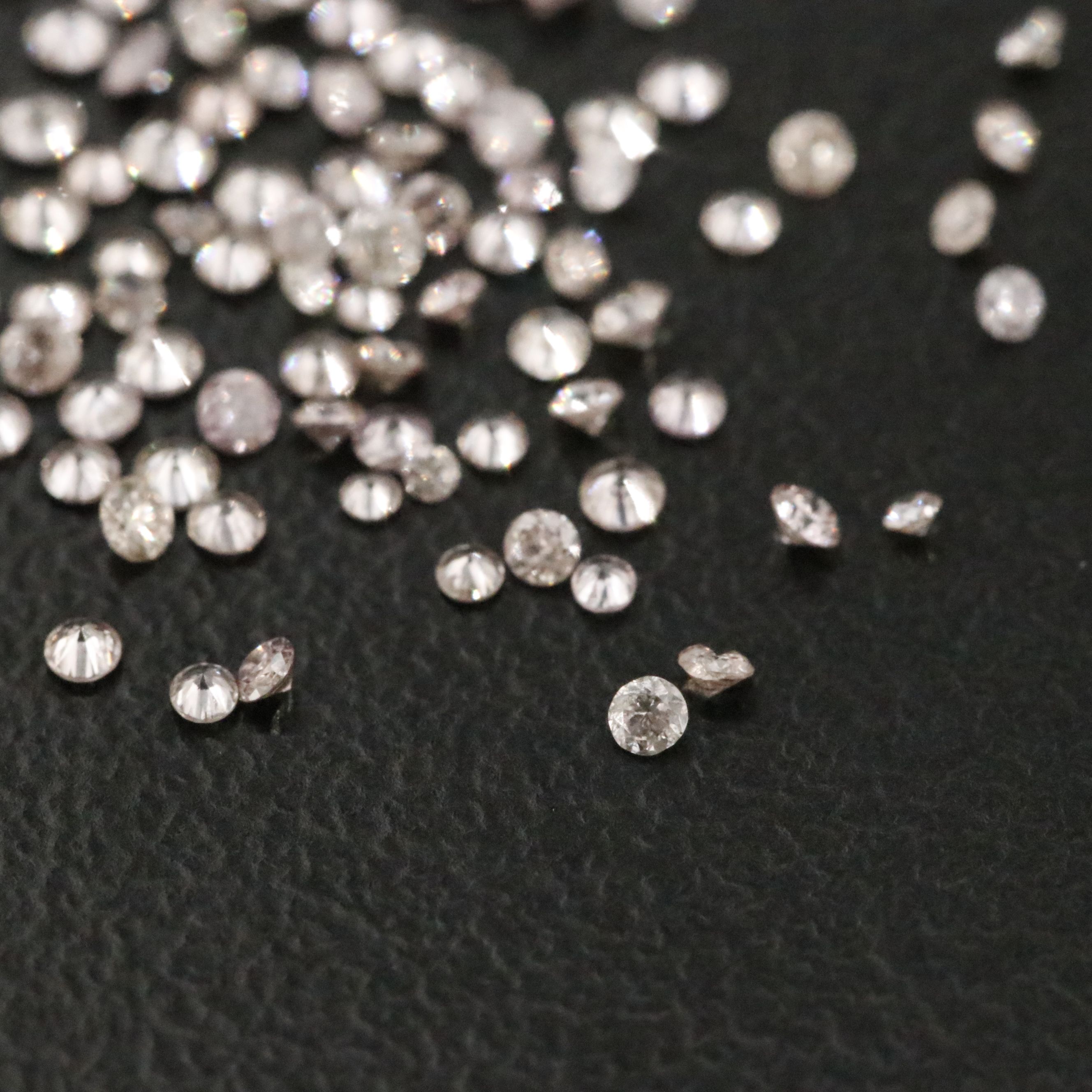 Loose 0.96 CTW Fancy Pink Diamonds