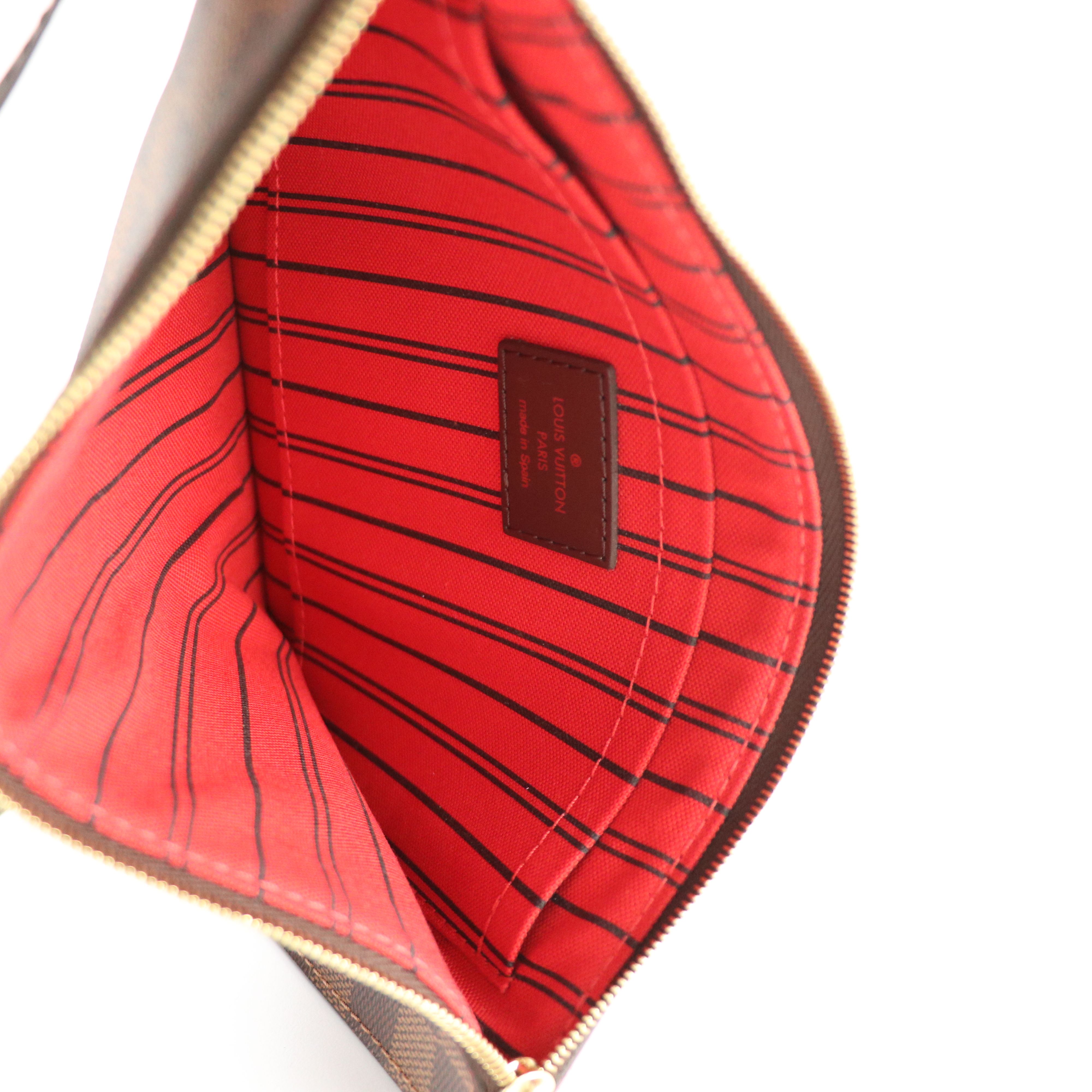 Louis Vuitton Neverfull MM Tote in Damier Ebene Canvas and Brown Leather