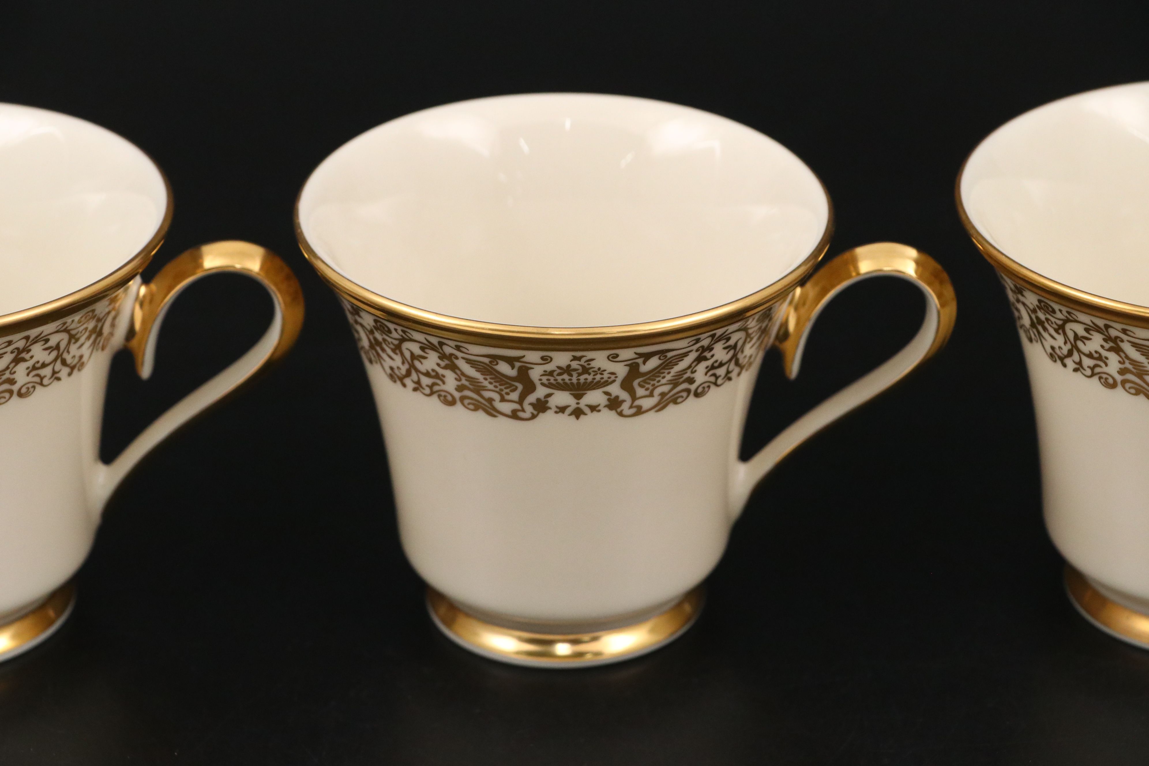 Lenox "Tuscany" Gilt Bone China Dinnerware