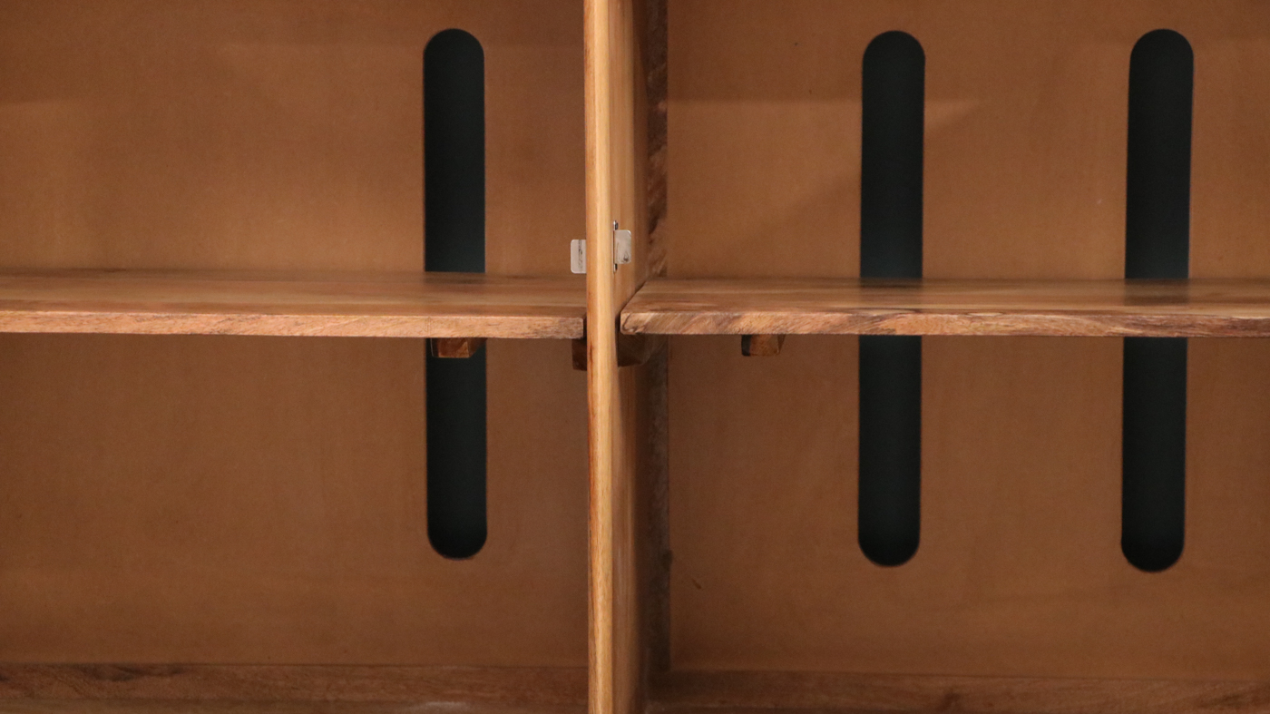 Hooker Furniture Serramonte Four-Door Mango Wood Entertainment Console