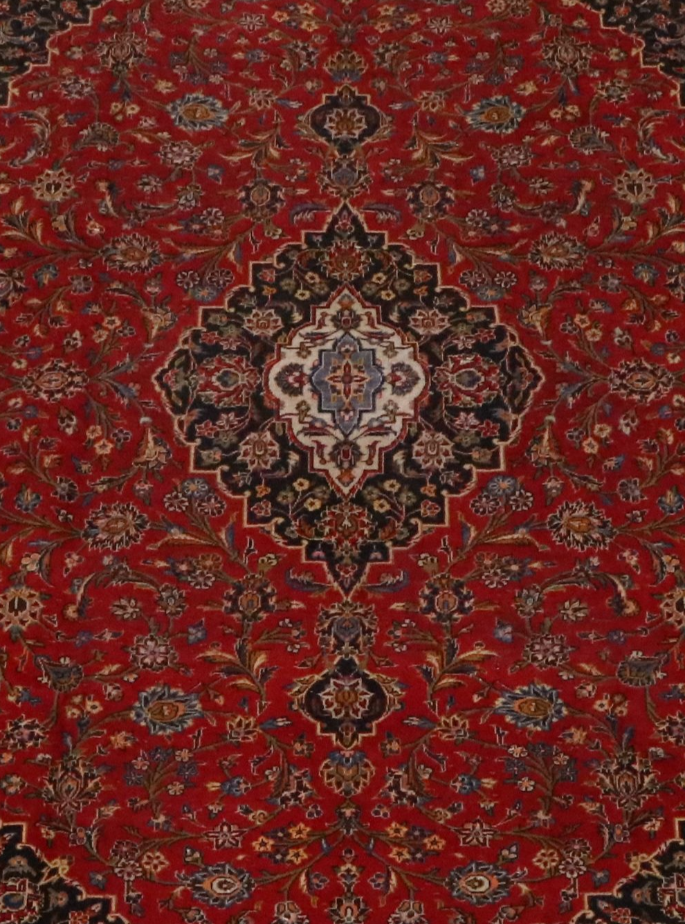 9'5 x 12'5 Hand-Knotted Persian Kashan Room-Sized Rug
