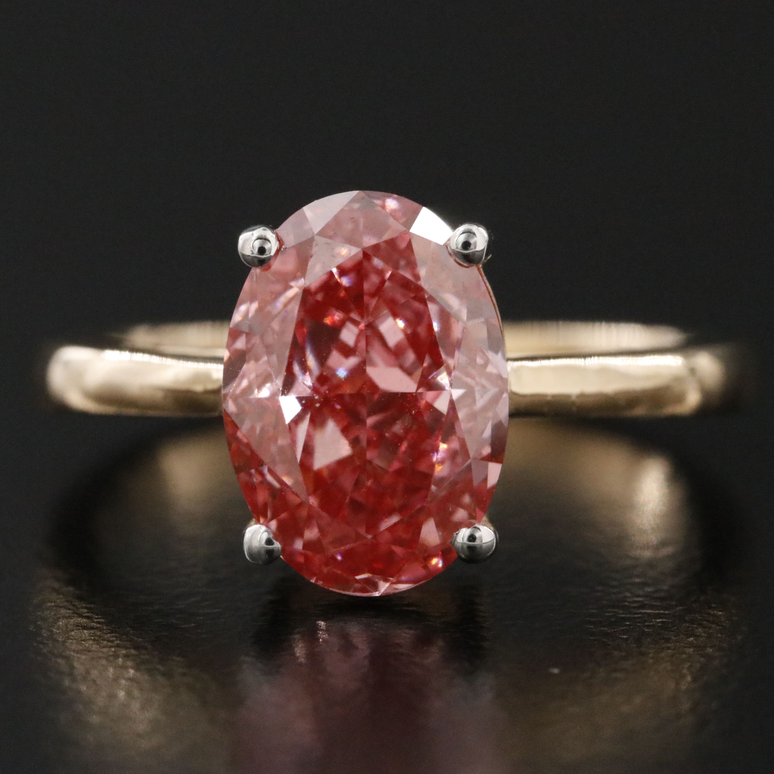 18K 3.11 CT Fancy Vivid Pink Lab Grown Diamond Ring with IGI Report