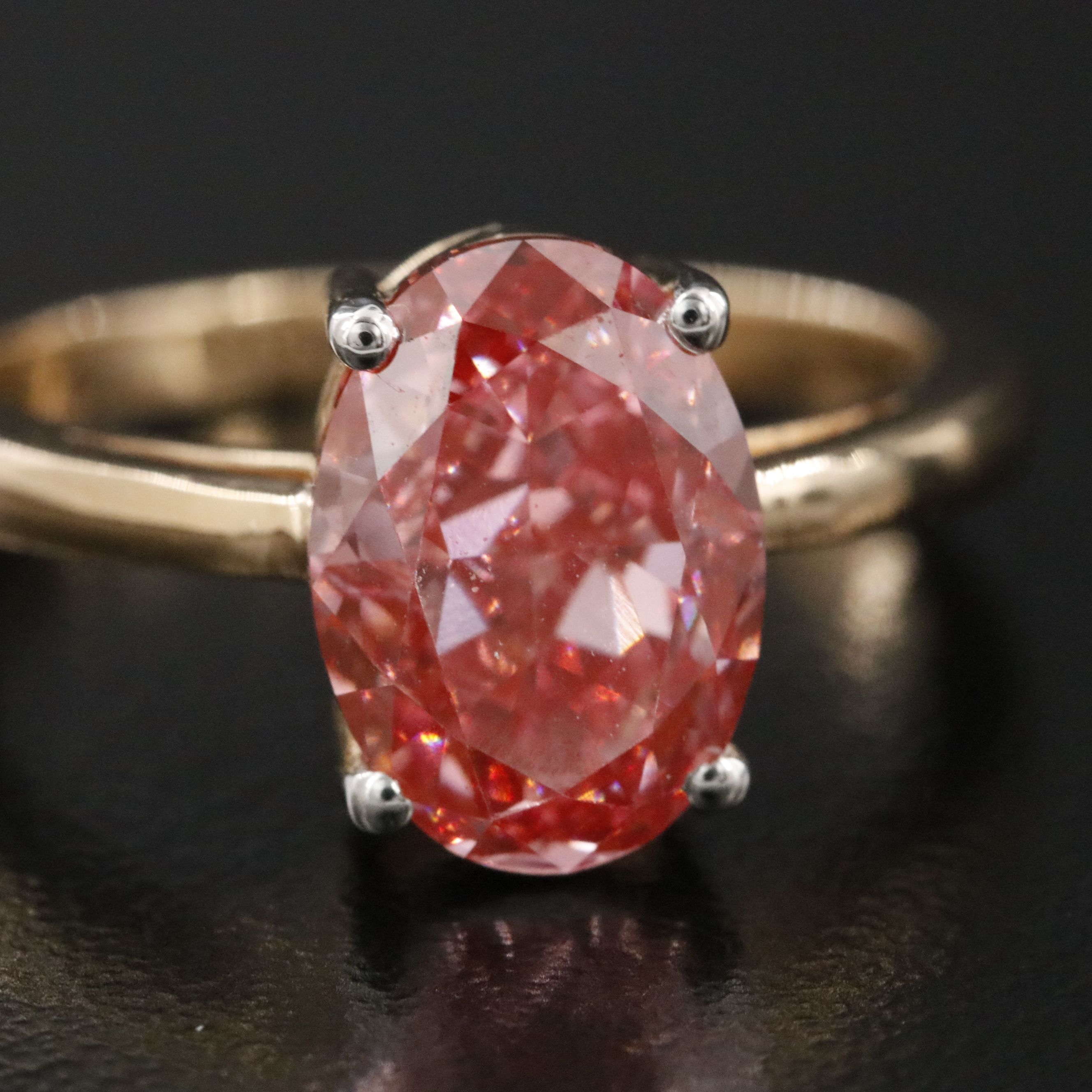 18K 3.11 CT Fancy Vivid Pink Lab Grown Diamond Ring with IGI Report
