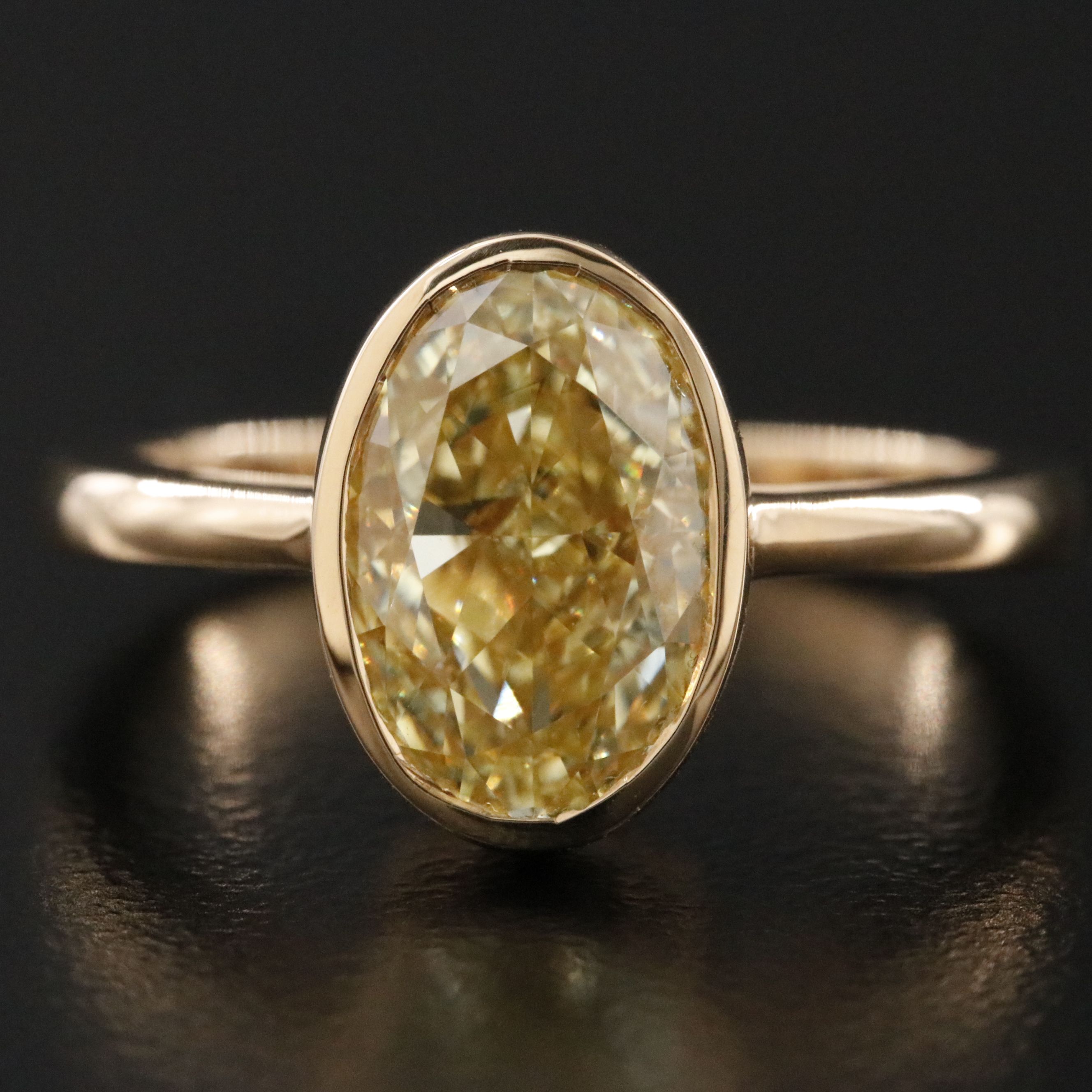18K 3.00 CT Lab Grown Fancy Yellow Diamond Solitaire Ring with IGI Report