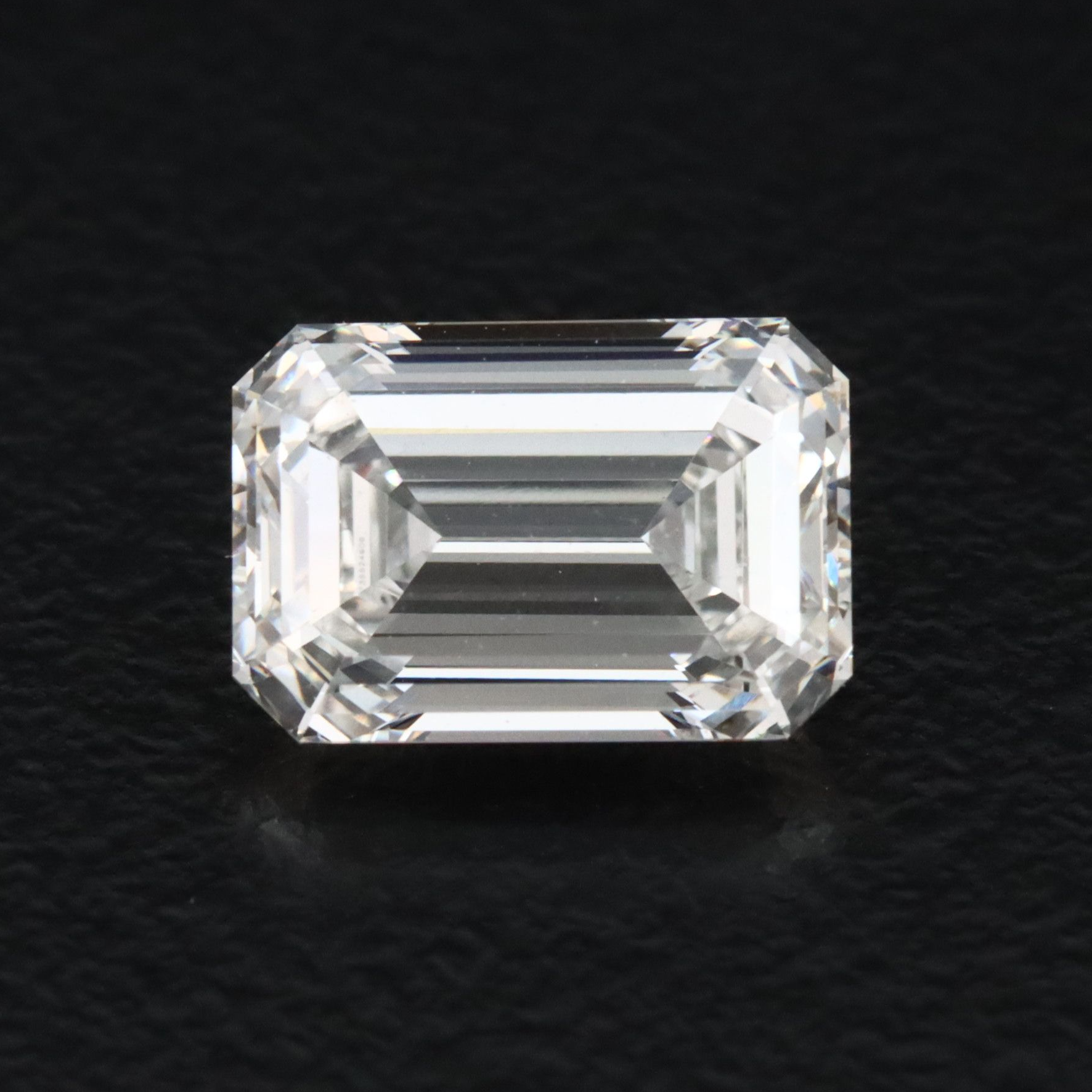 Loose 1.89 CT Lab Grown Diamond with IGI Report