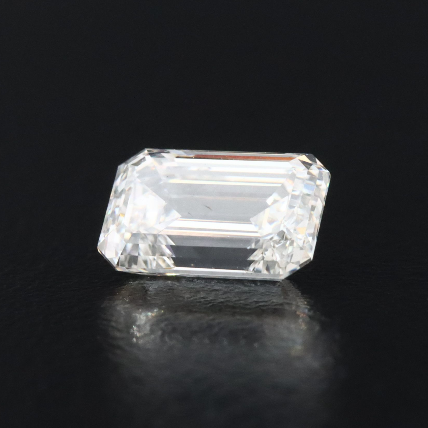 Loose 1.89 CT Lab Grown Diamond with IGI Report