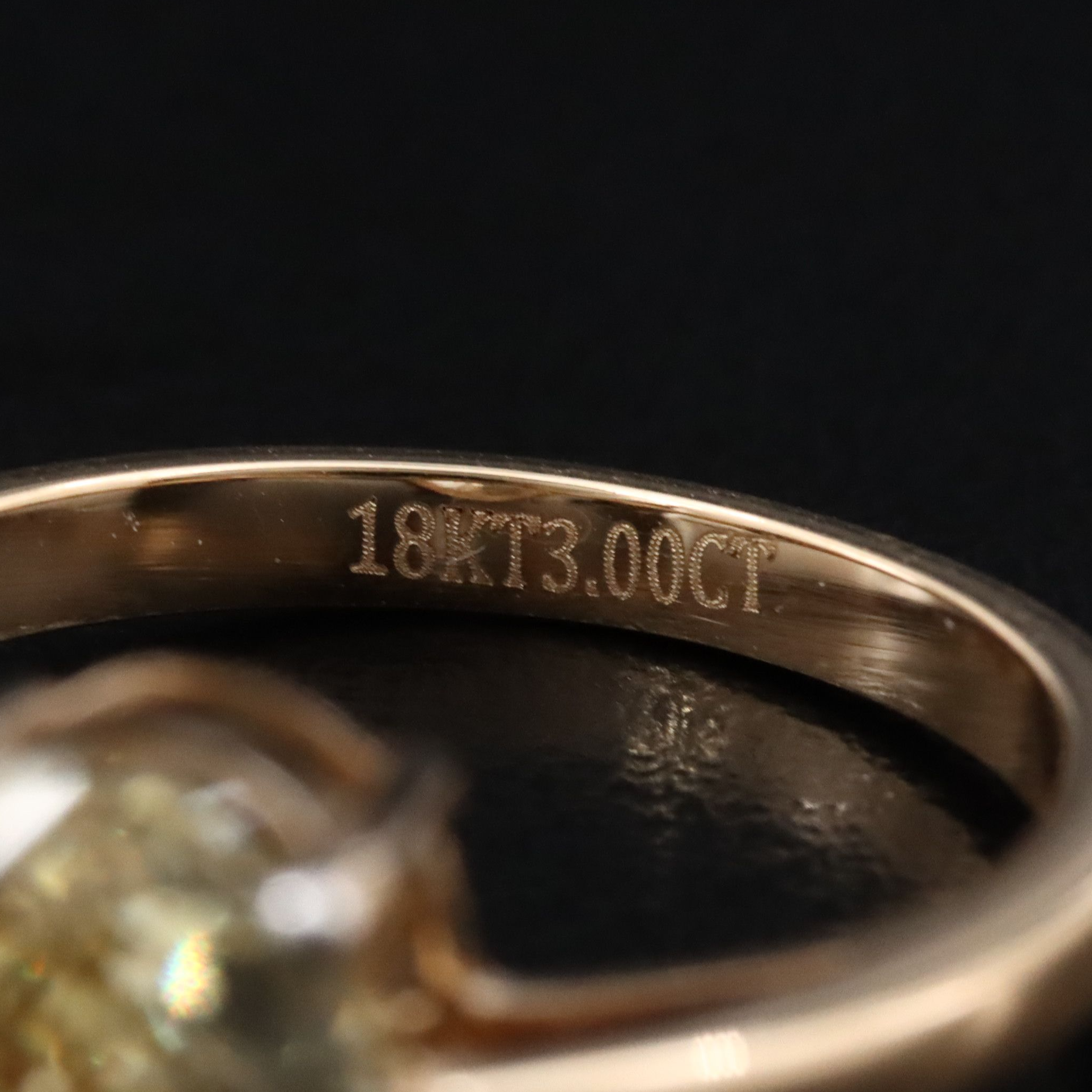 18K 3.00 CT Lab Grown Fancy Yellow Diamond Solitaire Ring with IGI Report