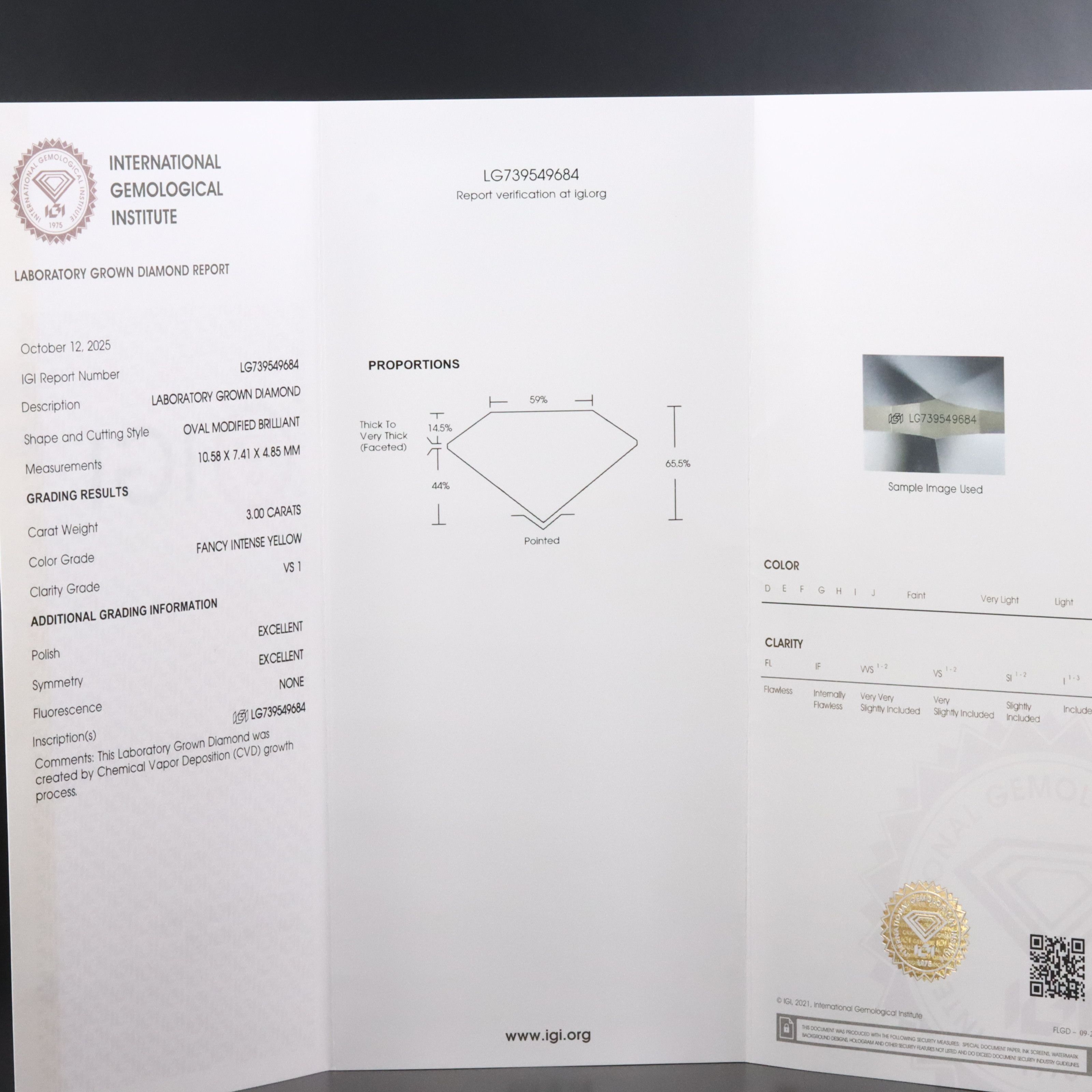 18K 3.00 CT Lab Grown Fancy Yellow Diamond Solitaire Ring with IGI Report