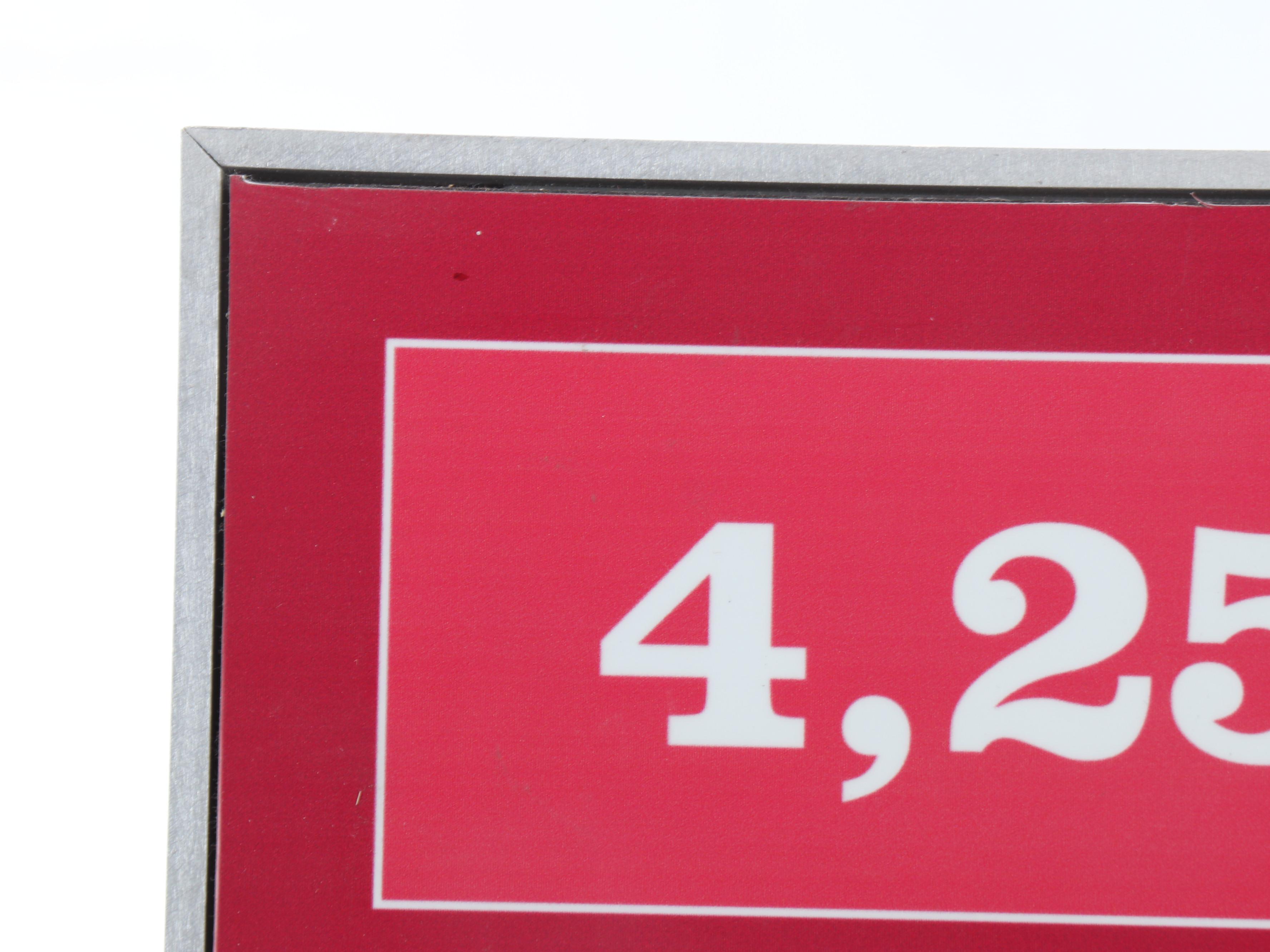 Cincinnati Reds Hall of Fame Pete Rose Career Hits Signs