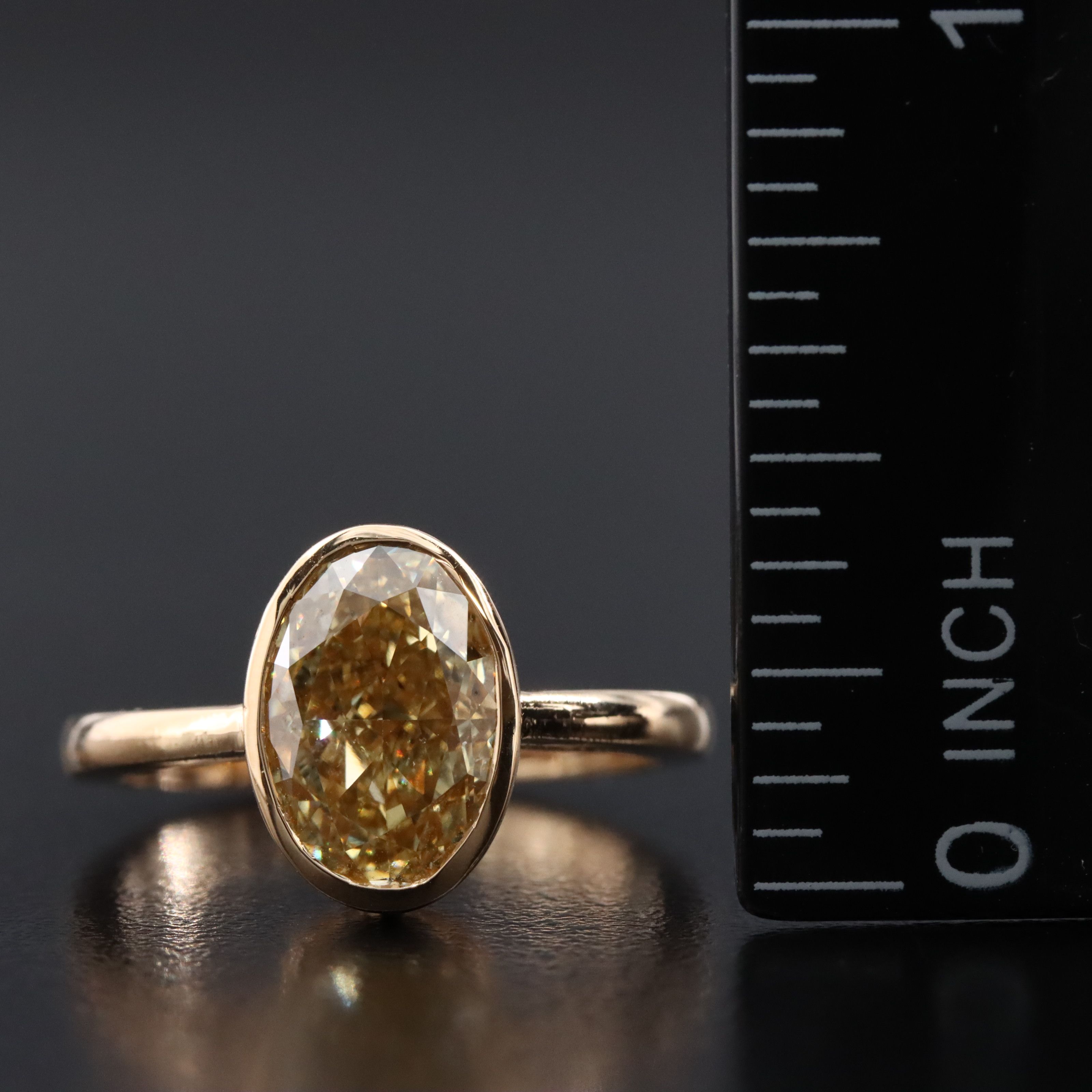 18K 3.02 CT Lab Grown Fancy Vivid Yellow Diamond Solitaire Ring with IGI Report