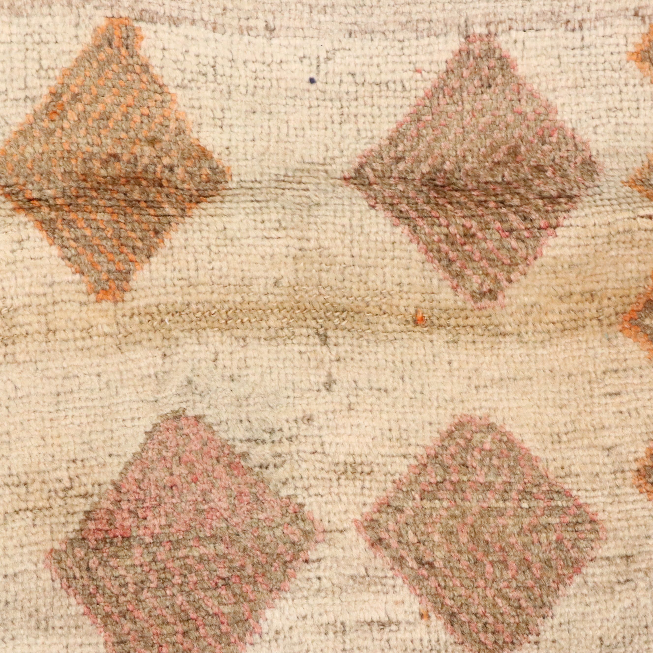 4'2 x 7' Hand-Knotted Persian Qashqai Area Rug