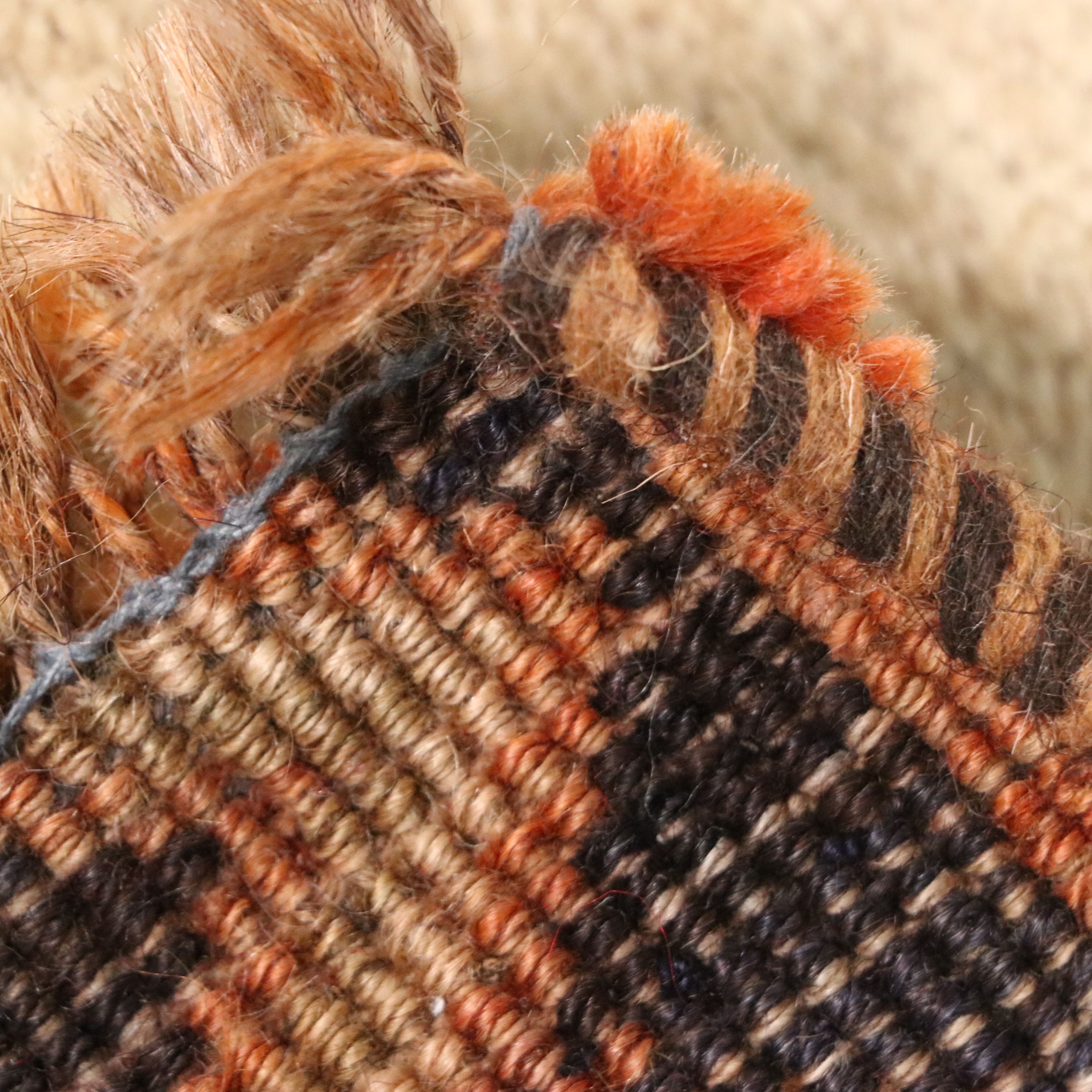 4'2 x 7' Hand-Knotted Persian Qashqai Area Rug