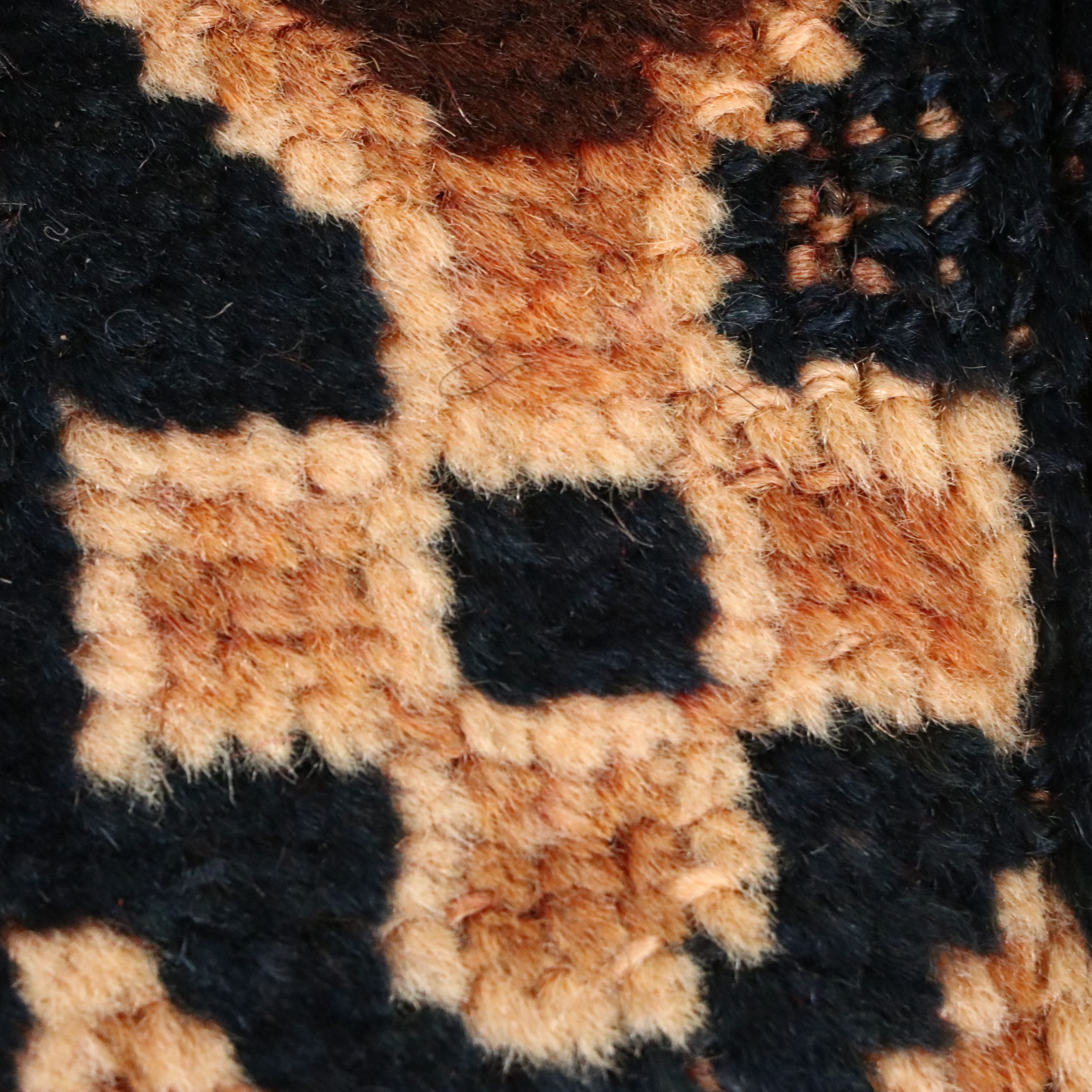 3'5 x 7'7 Hand-Knotted Persian Shiraz Long Rug