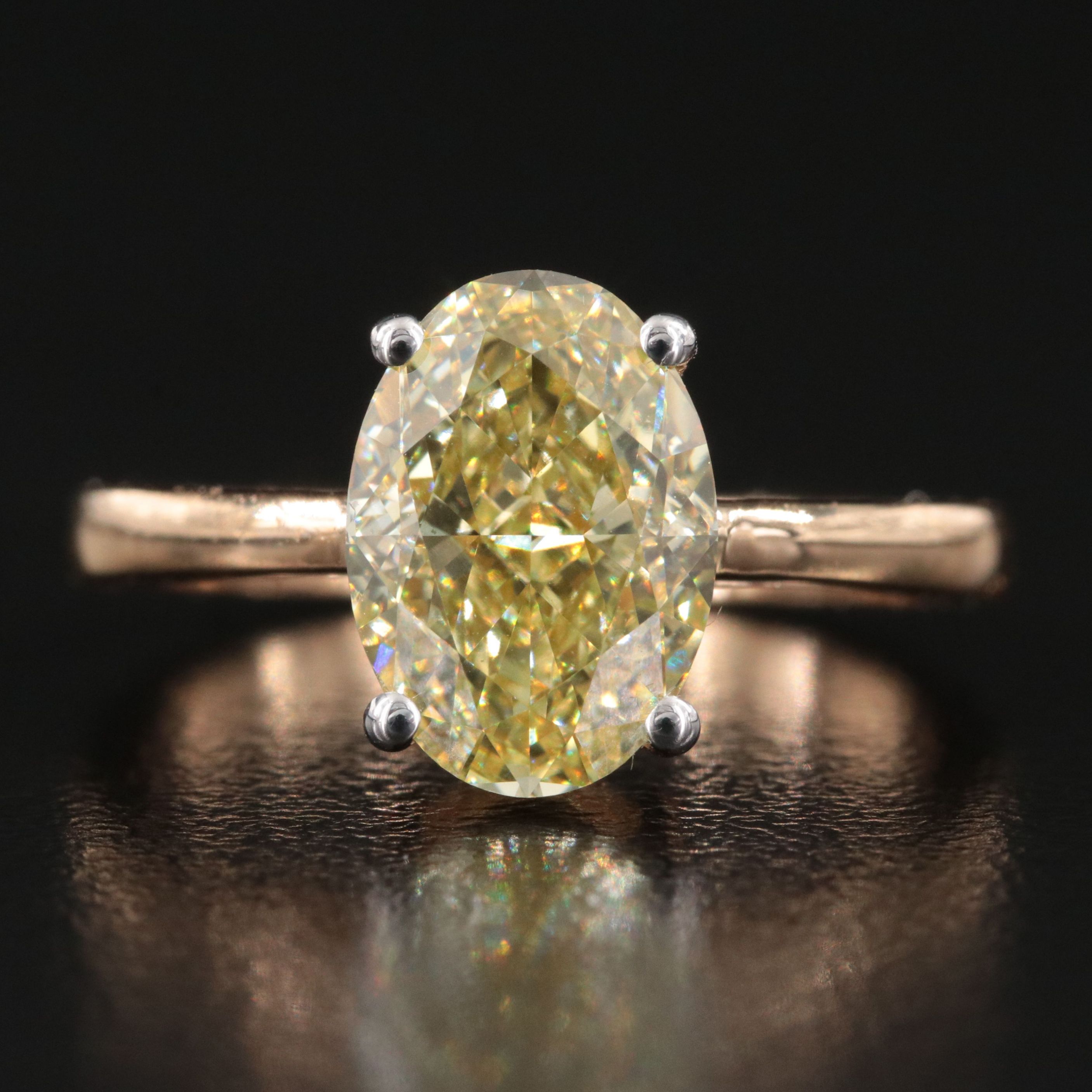 18K 3.07 CT Lab Grown Diamond Ring with IGI Report