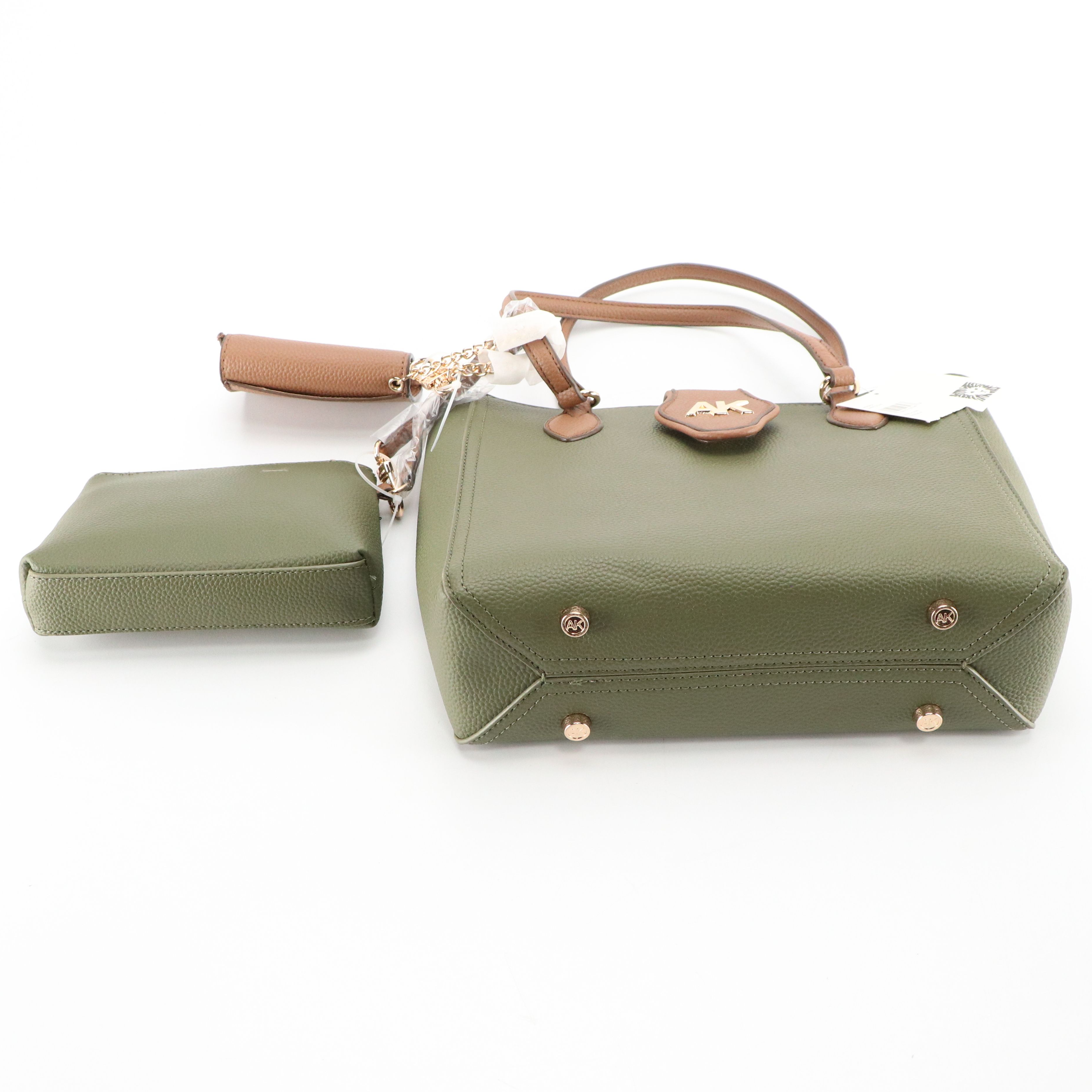 Anne Klein Lennon Tote in Olive Leather, Nemo Equipment "Victory" Picnic Blanket