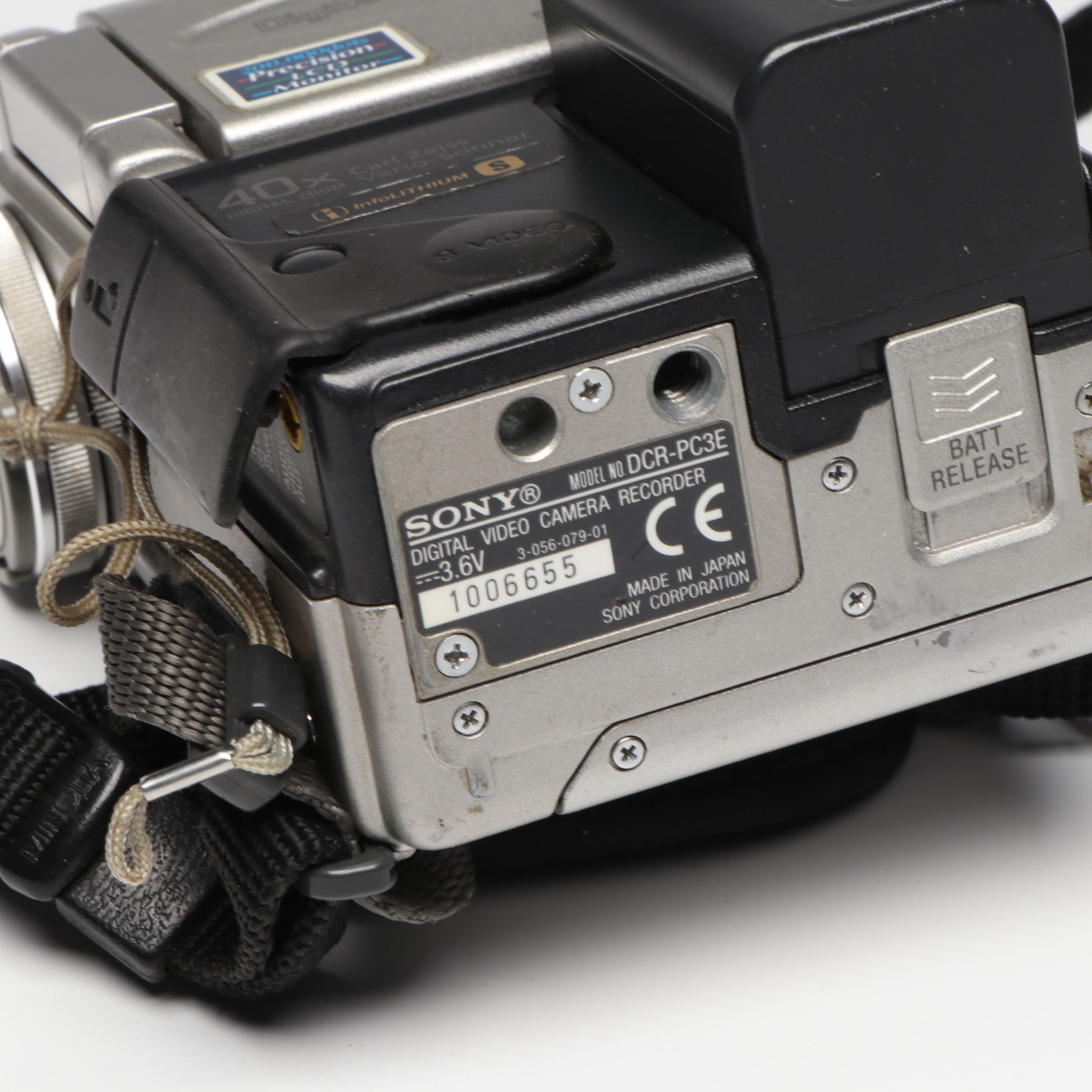 Canon EOS Rebel T4i and Sony Cybershot DSLR Cameras with Sony Digital Handycam