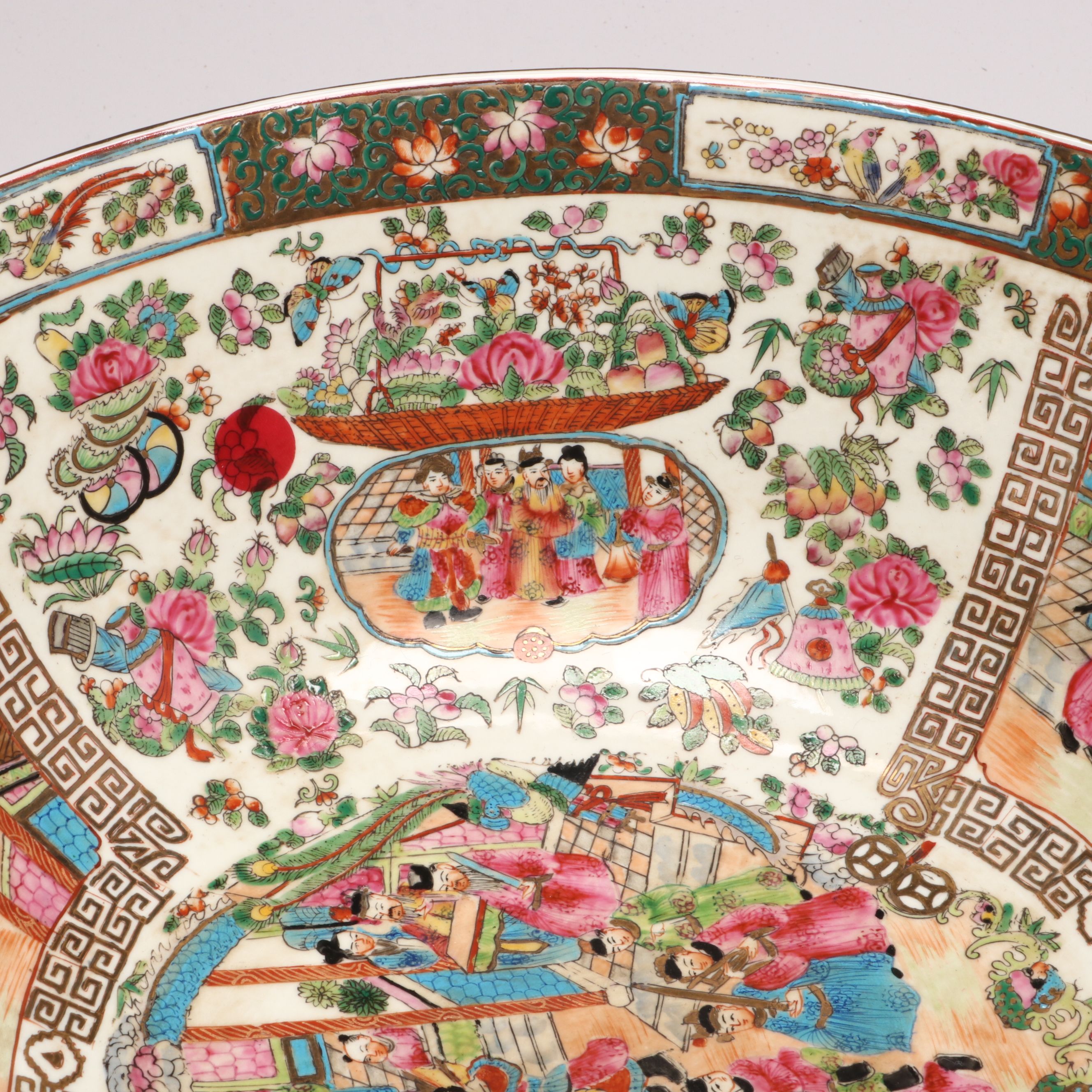 Chinese Rose Medallion Porcelain Decorative Bowl on Wood Base