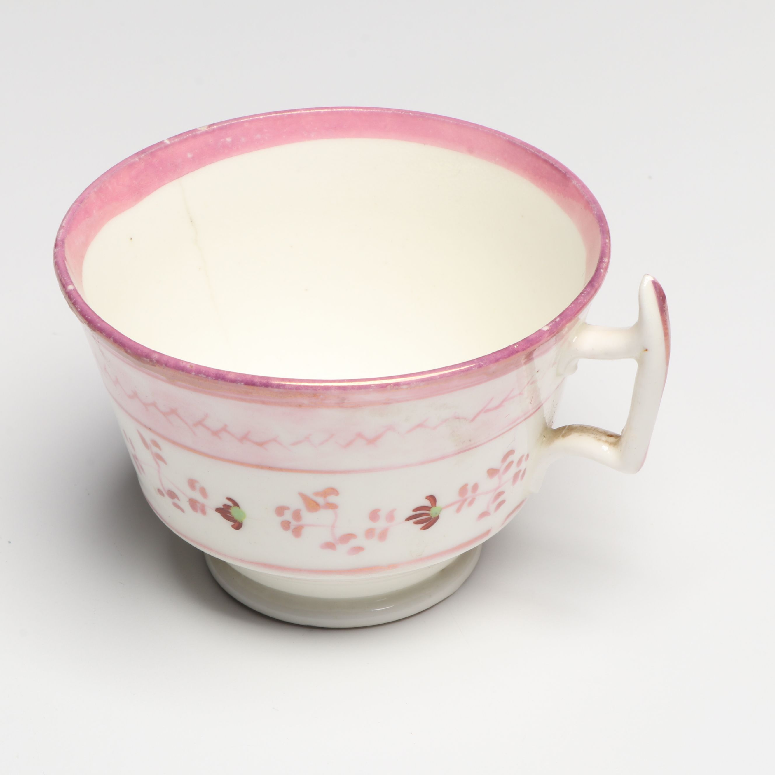 Homer Laughlin "Harlequin Rose" Covered Casserole with Other Pink Dinnerware