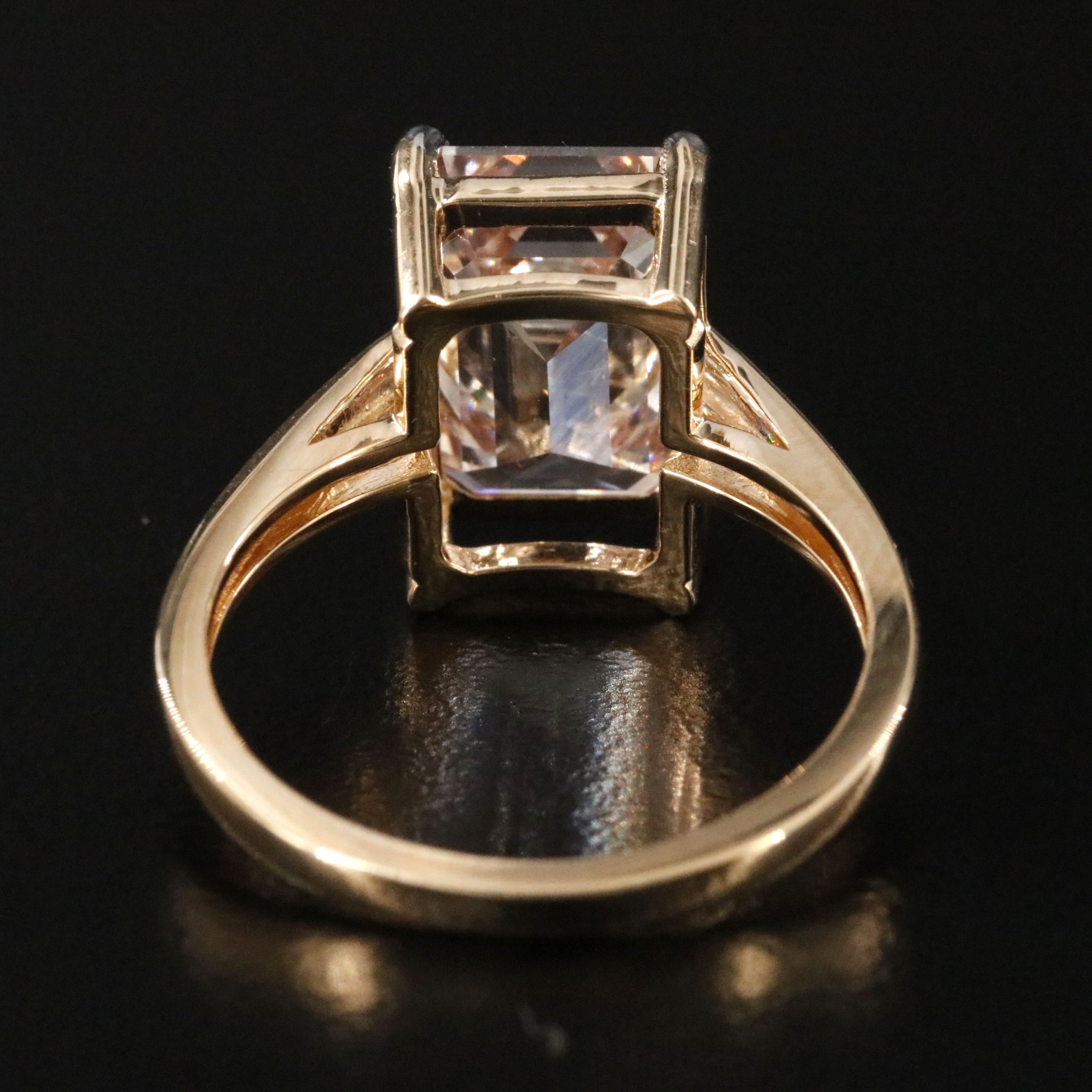 18K 5.08 CT Lab Grown Fancy Pink Diamond Solitaire Ring with IGI Report