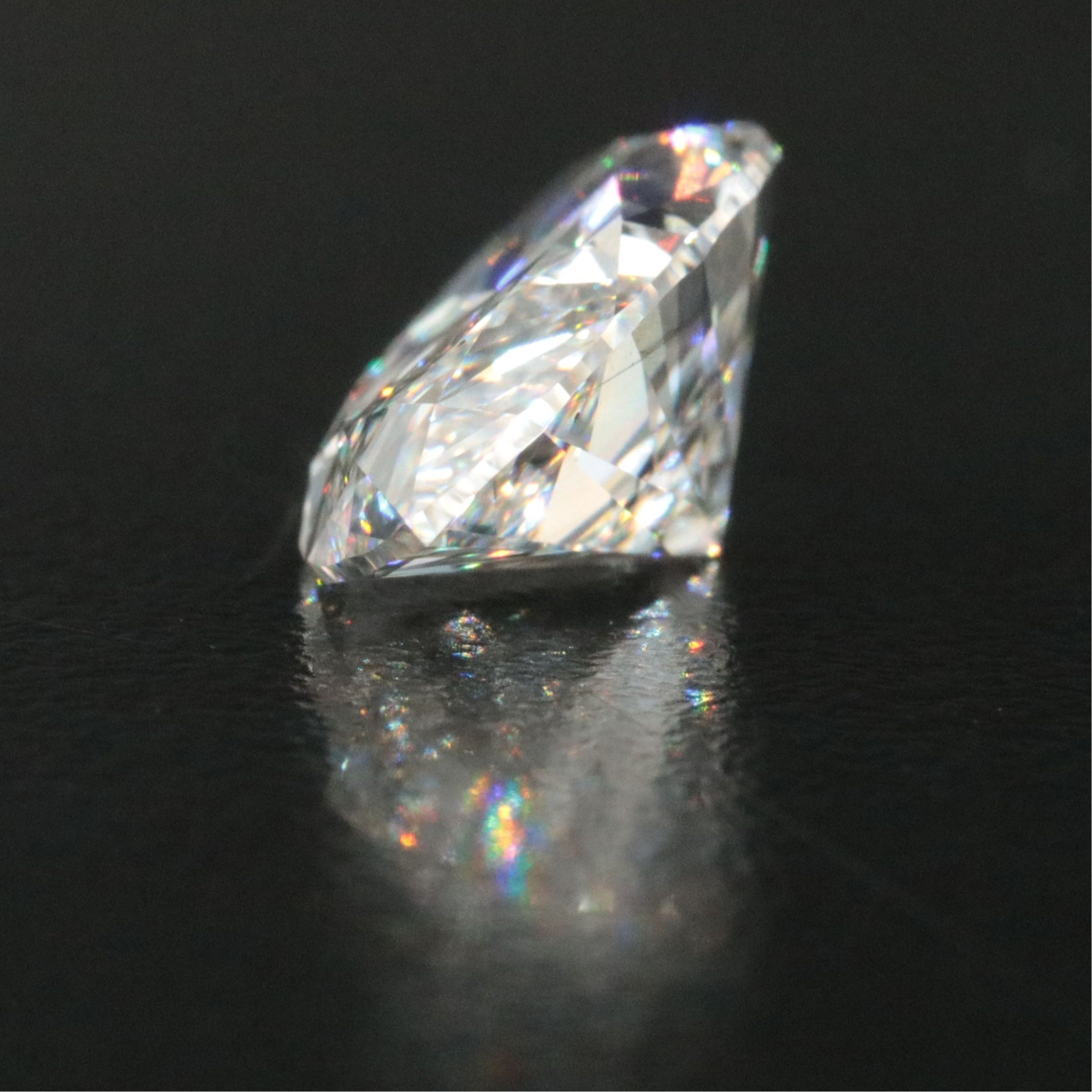 Loose 5.29 CT Lab Grown Diamond with IGI Report