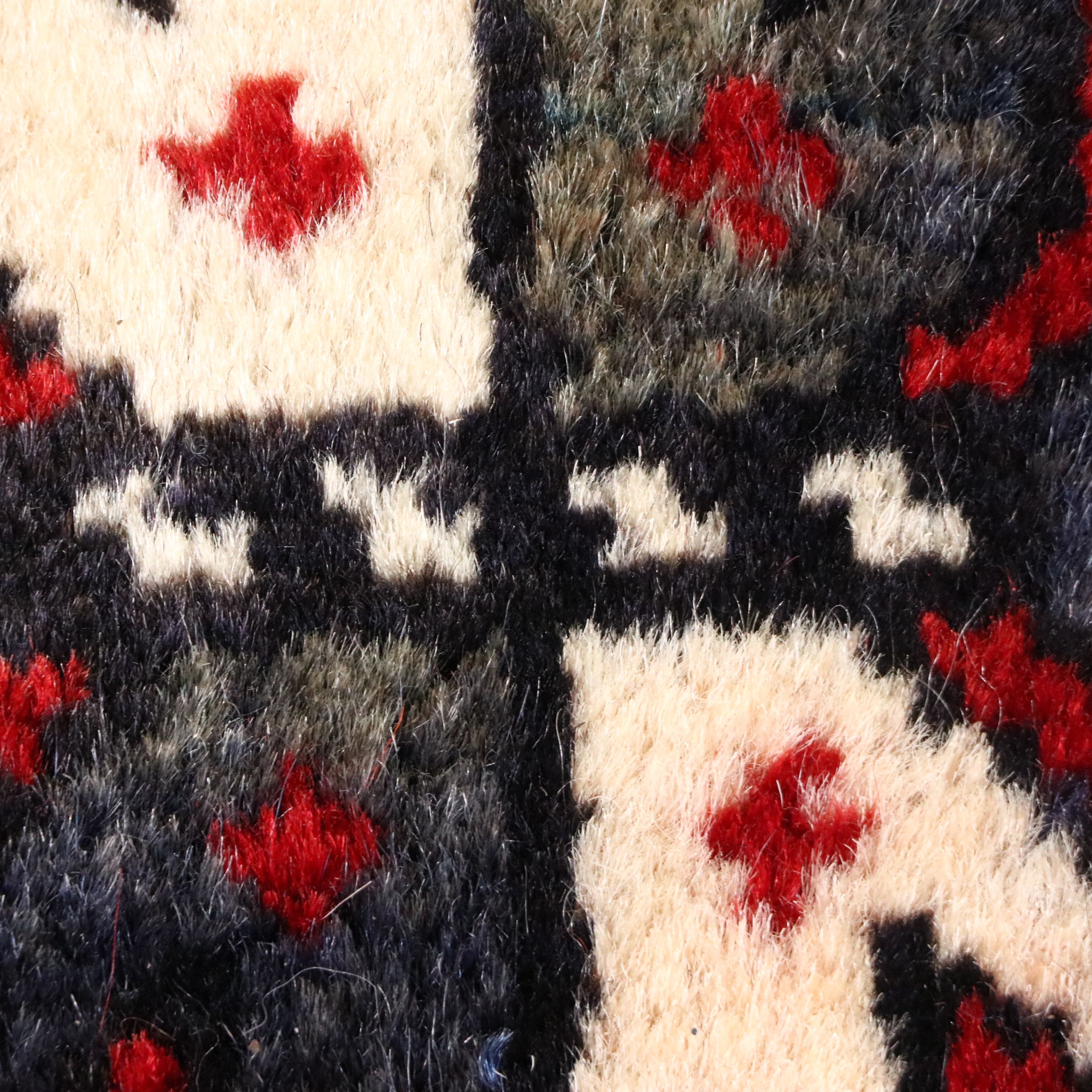 3'6 x 5'8 Hand-Knotted Persian Qashqai Area Rug