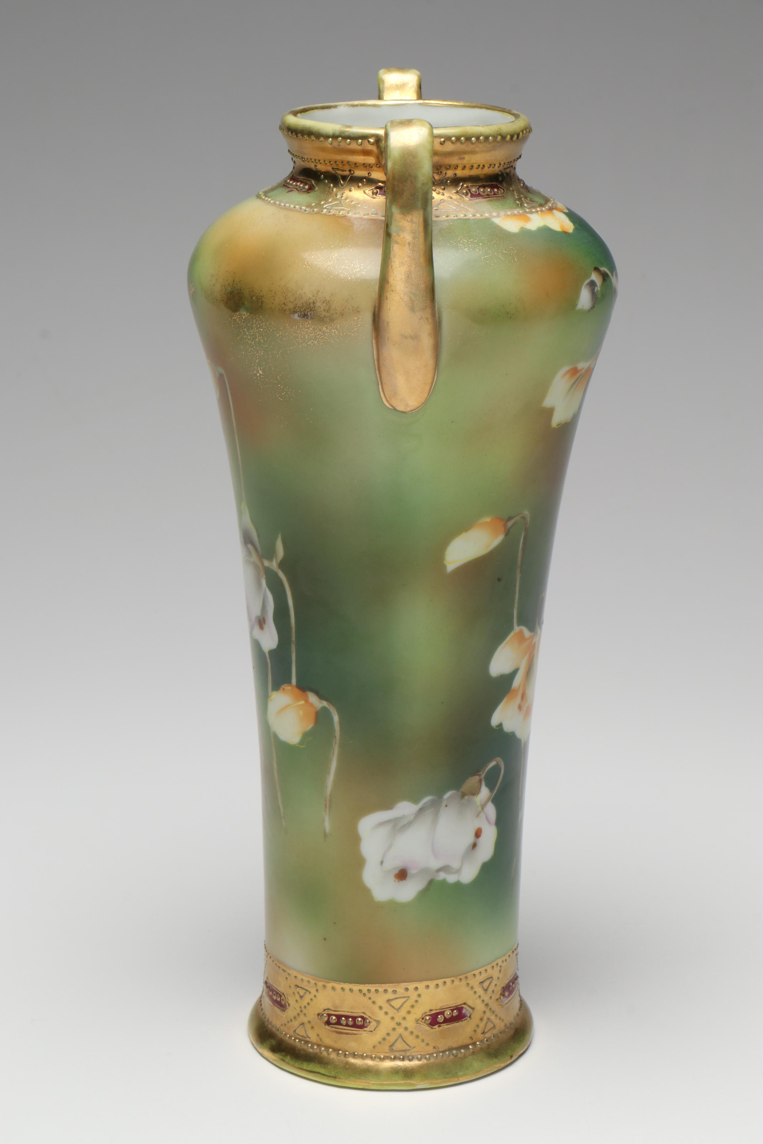 Japanese Hand-Painted Floral Gold Gilt Porcelain Vase