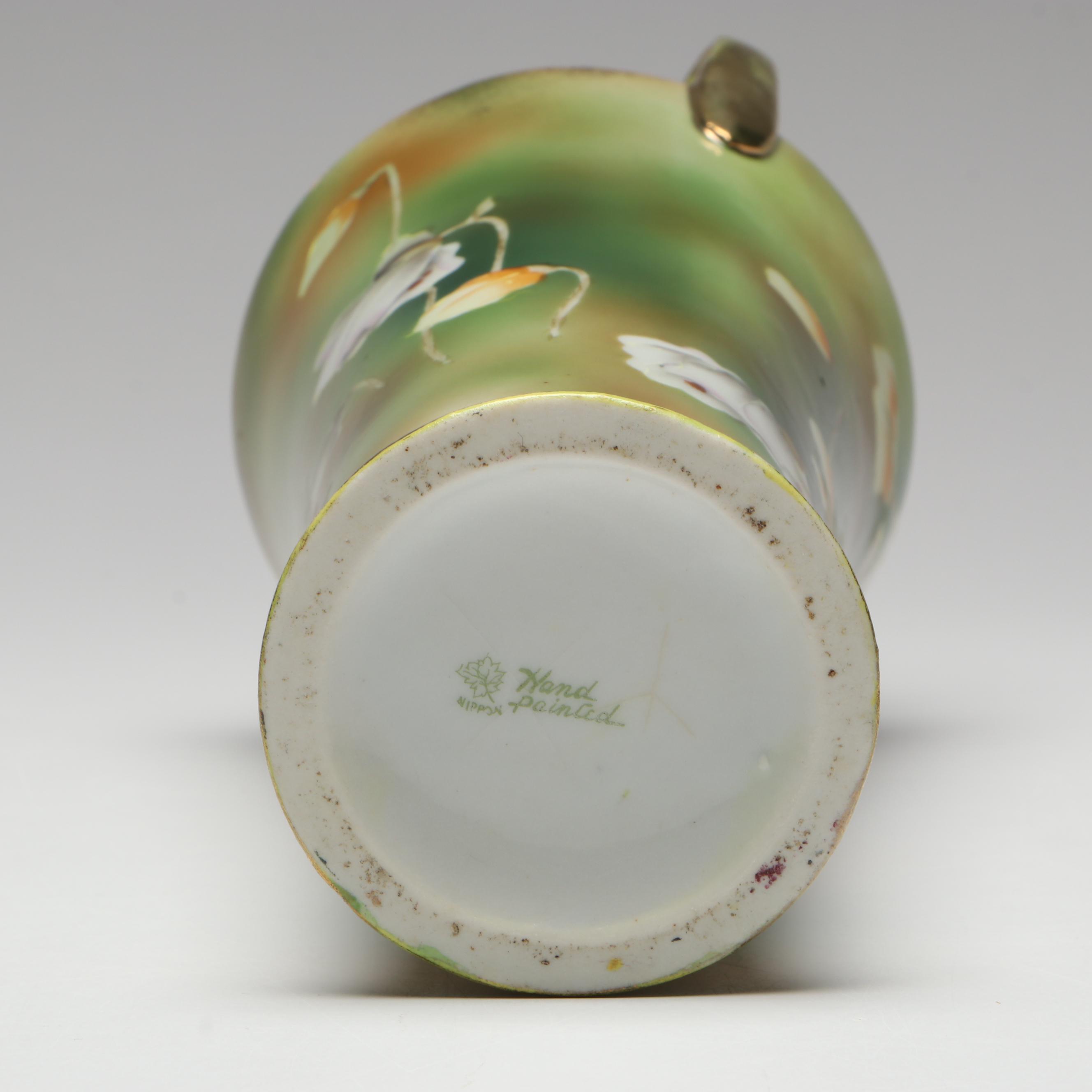 Japanese Hand-Painted Floral Gold Gilt Porcelain Vase