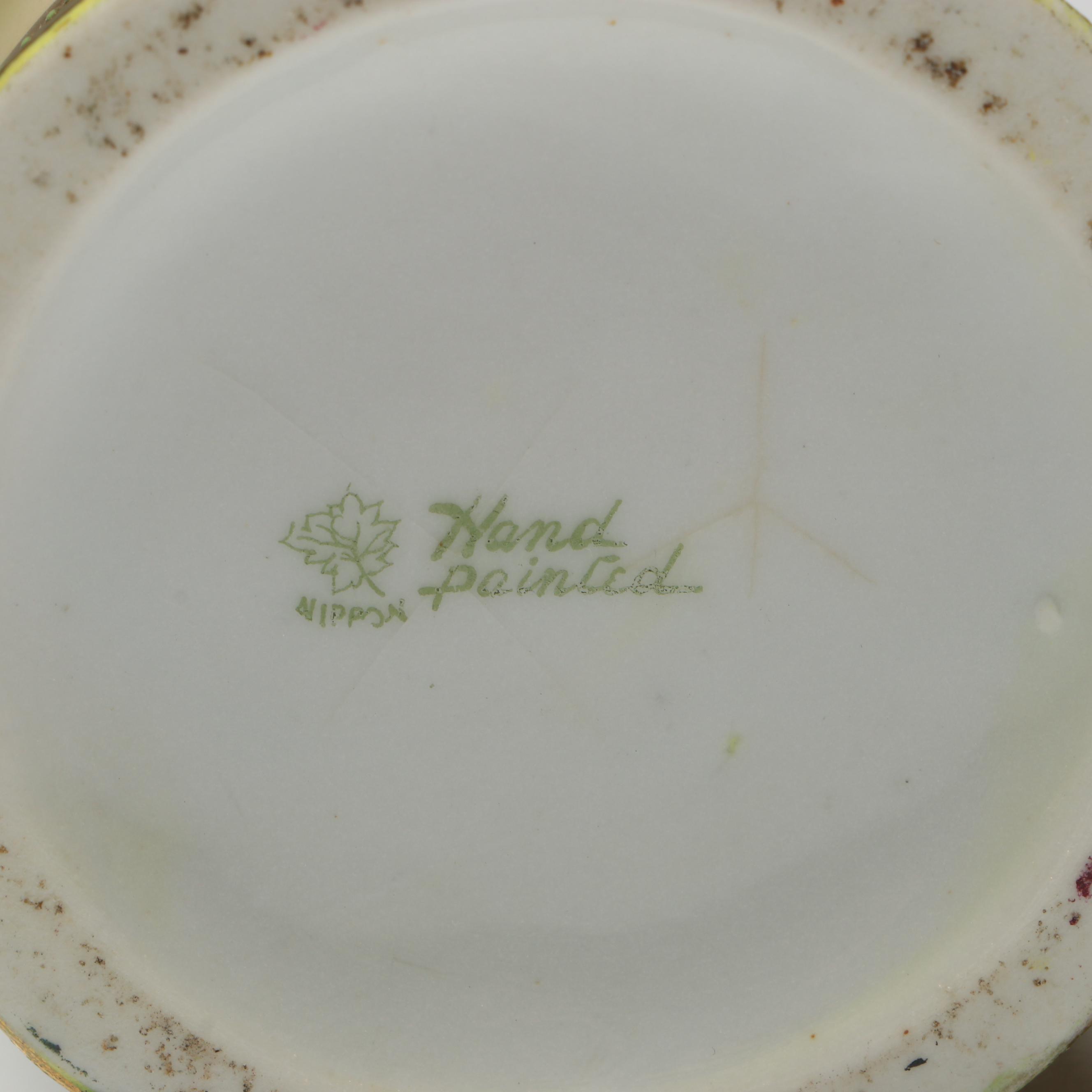 Japanese Hand-Painted Floral Gold Gilt Porcelain Vase