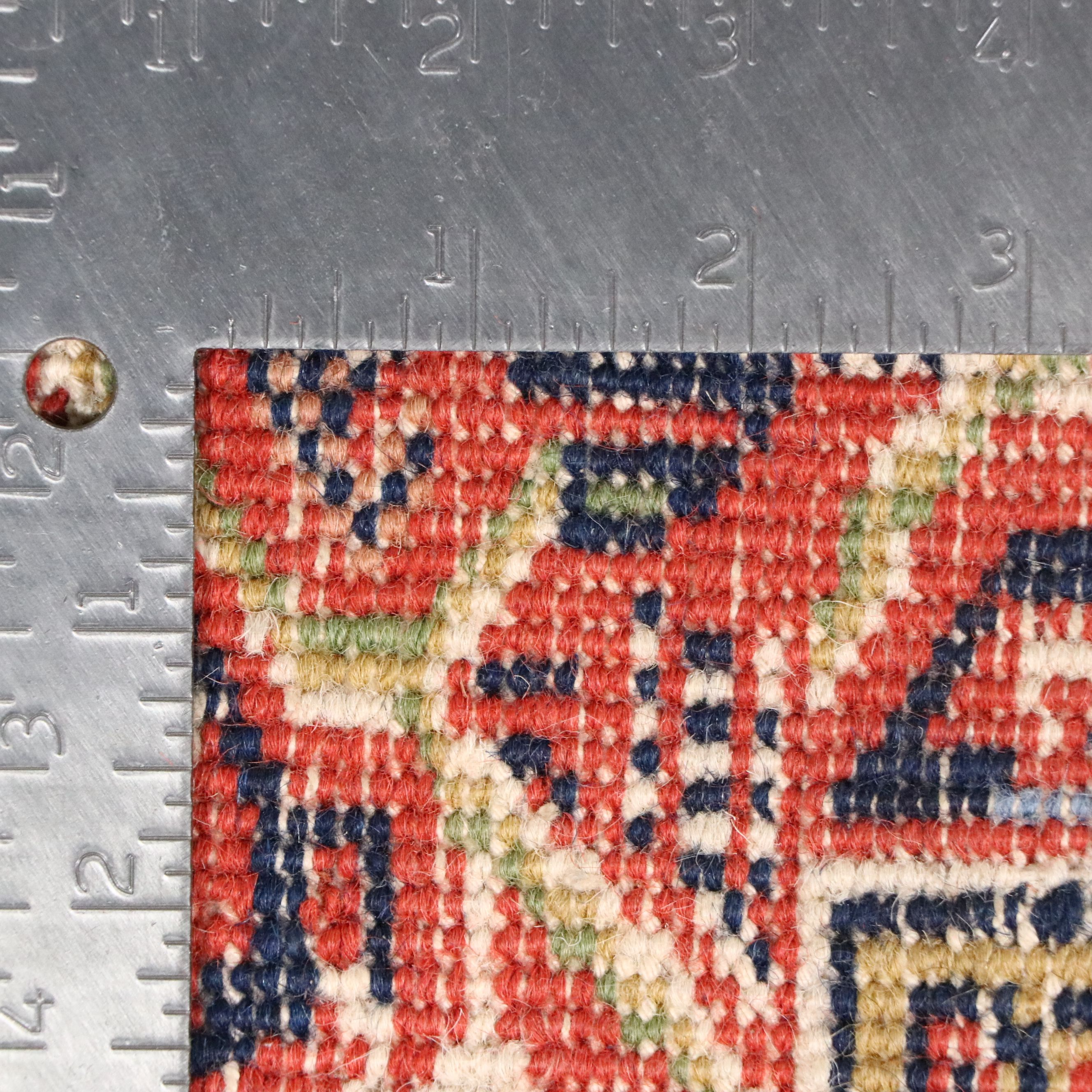 4'1 x 6'2 Hand-Knotted Persian Seraband Area Rug