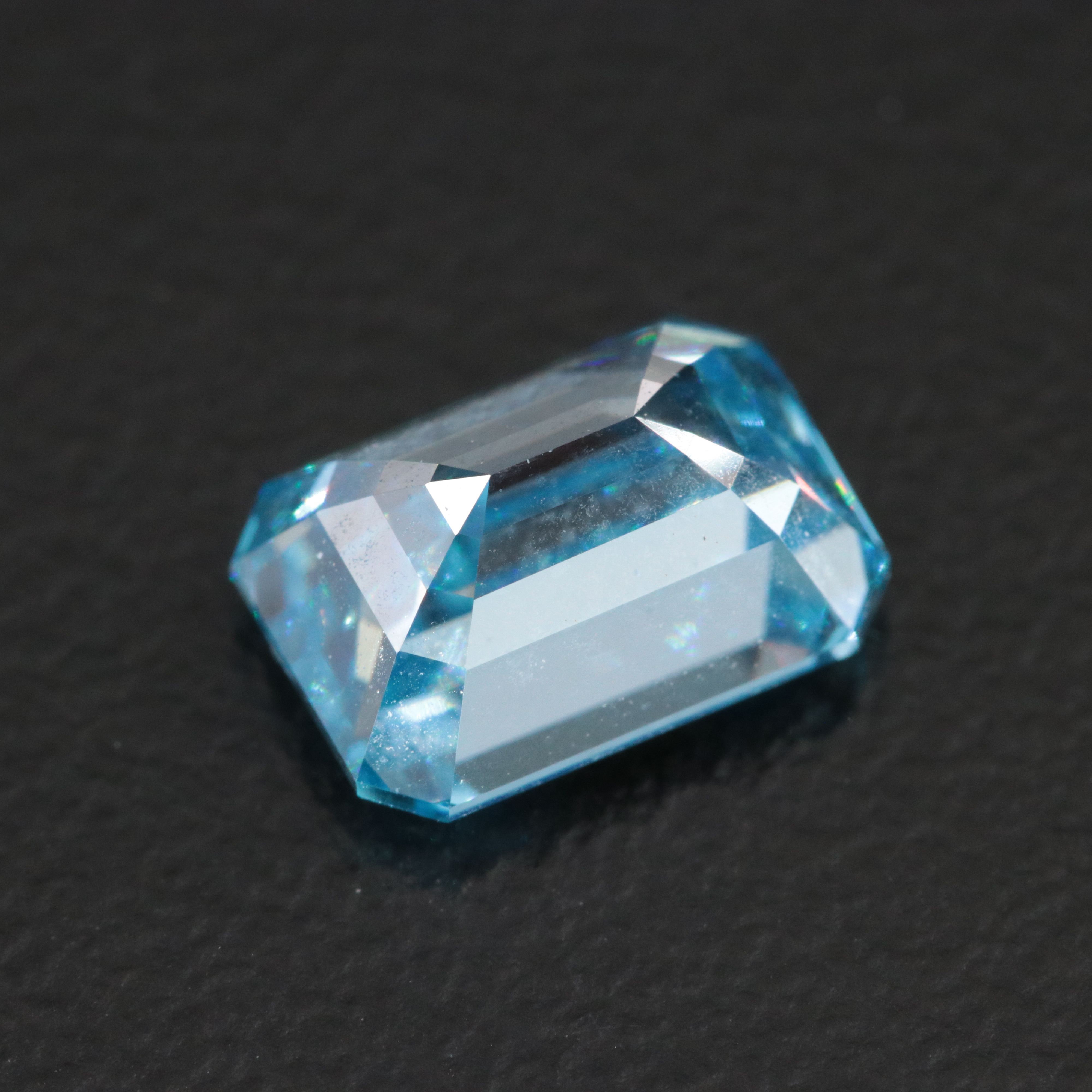 Loose 1.72 CT Lab Grown Fancy Blue Diamond with IGI Report