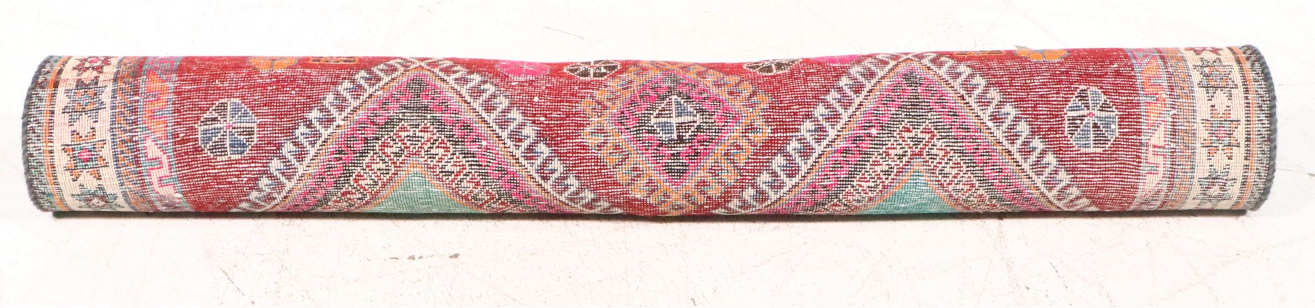 4'8 x 8' Hand-Knotted Persian Yalameh Area Rug