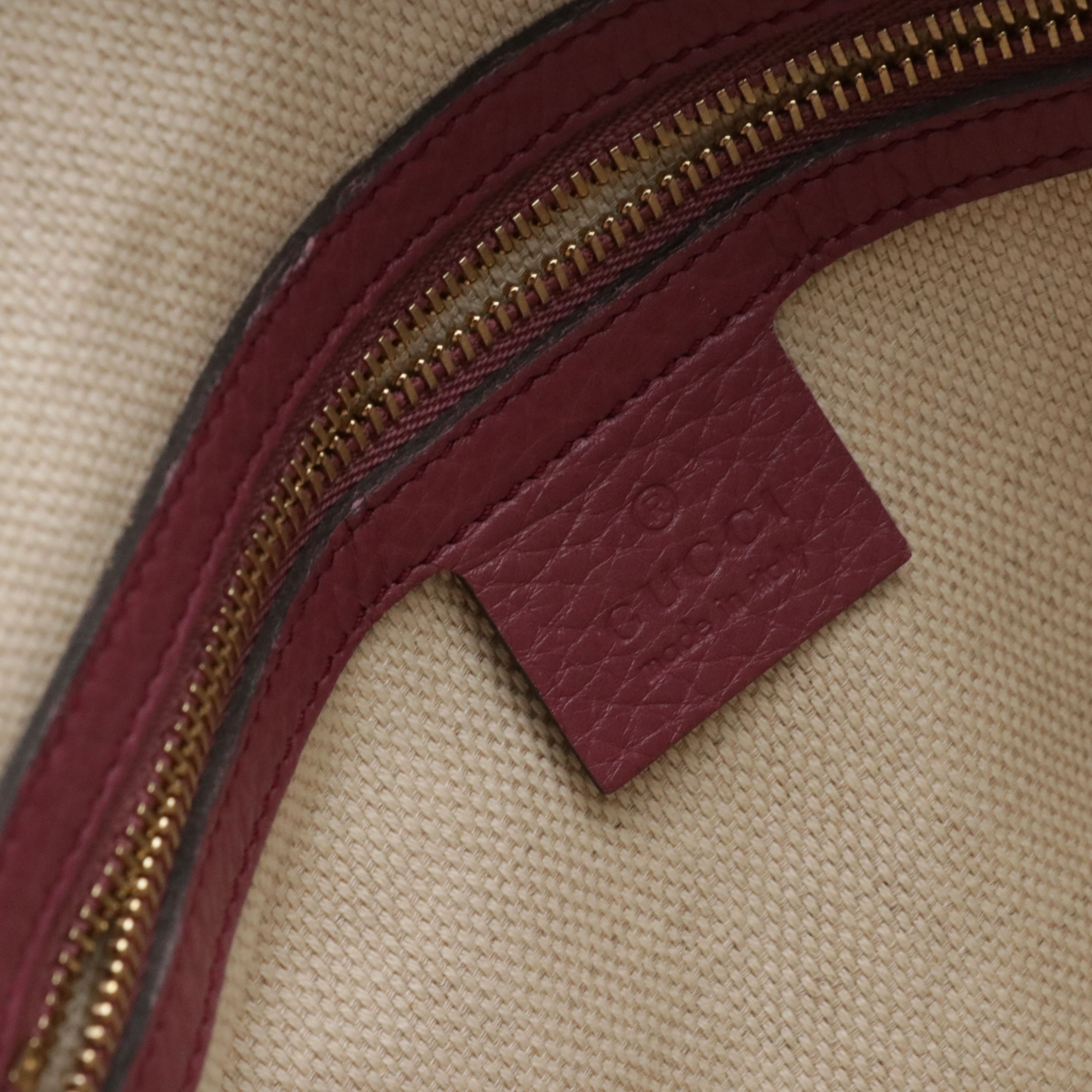 Gucci Soho Two-Way Zip Tote in Purple Grained Calfskin Leather