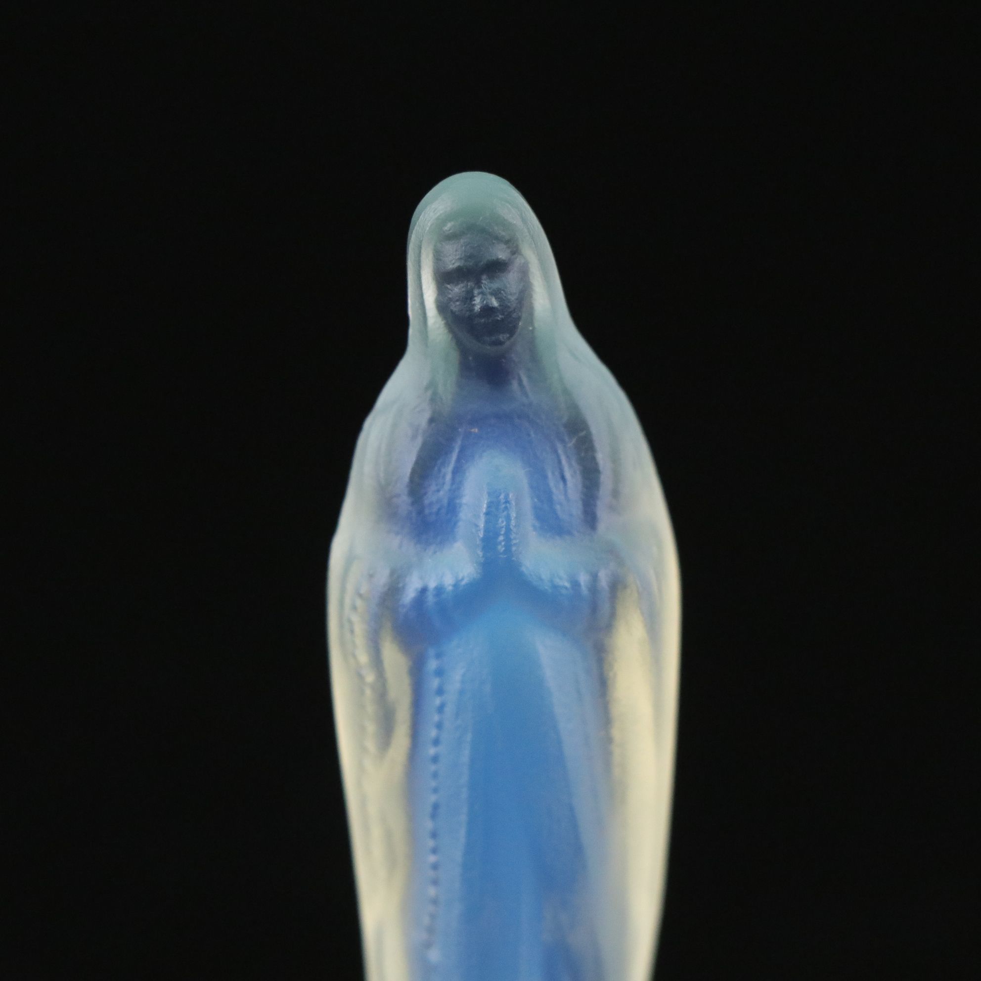 Sabino Opalescent Glass Virgin Mary Figurine