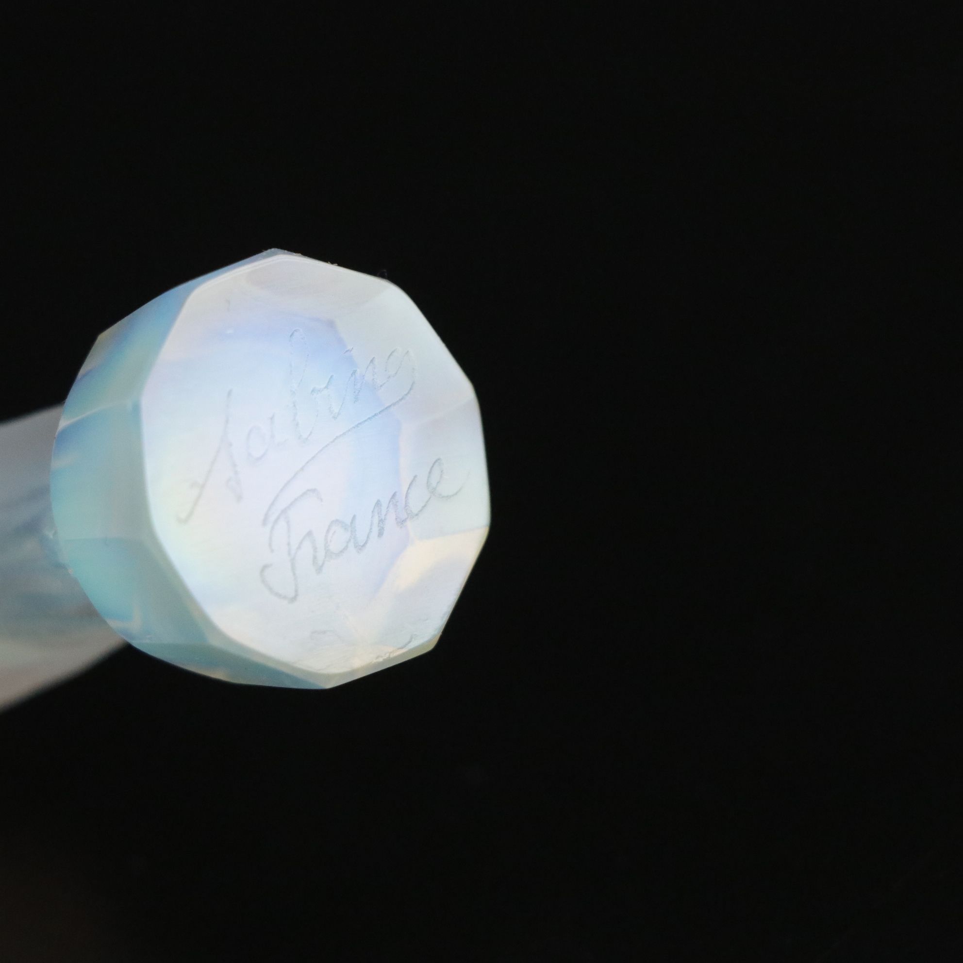 Sabino Opalescent Glass Virgin Mary Figurine