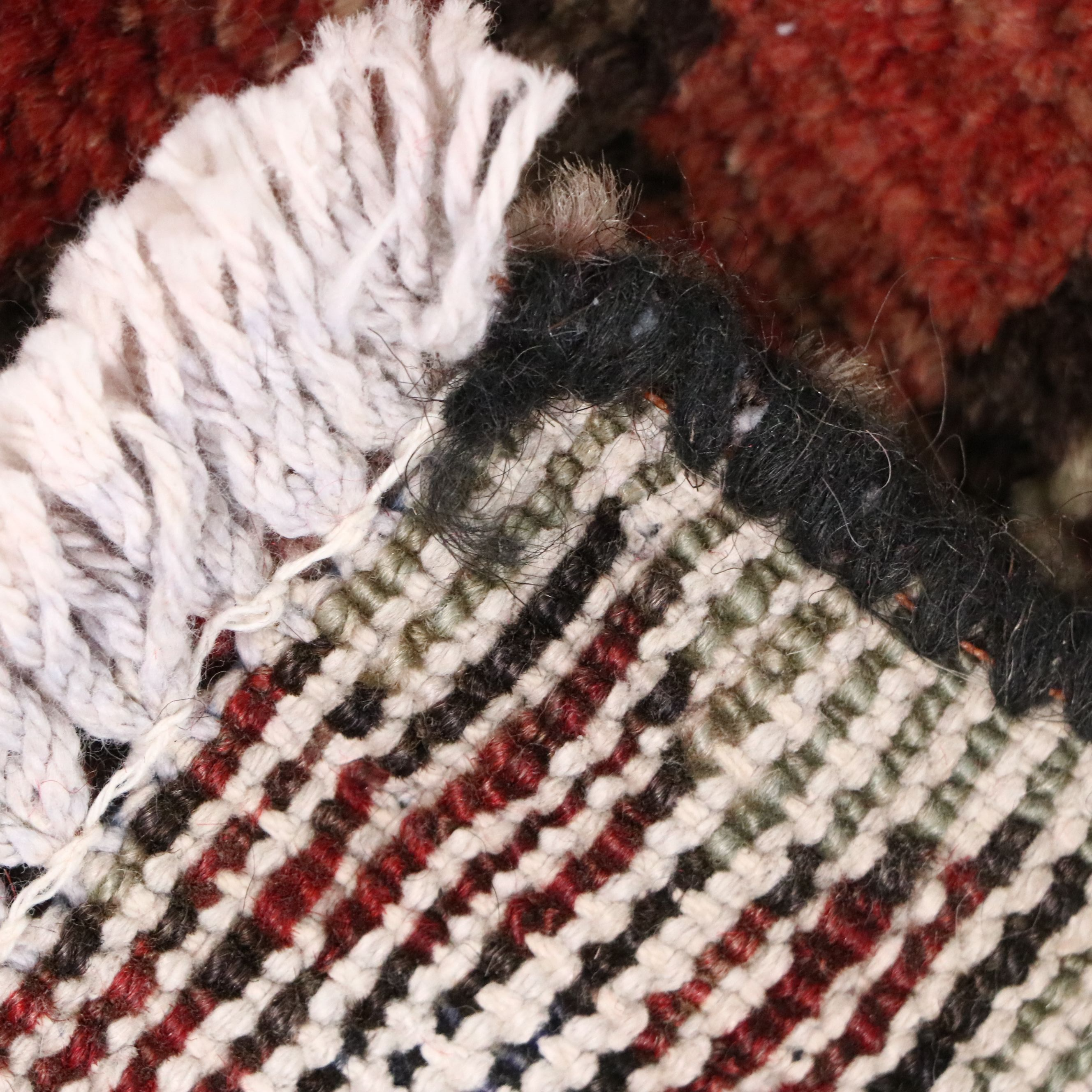 4'7 x 8'7 Hand-Knotted Persian Tuyserkan Area Rug