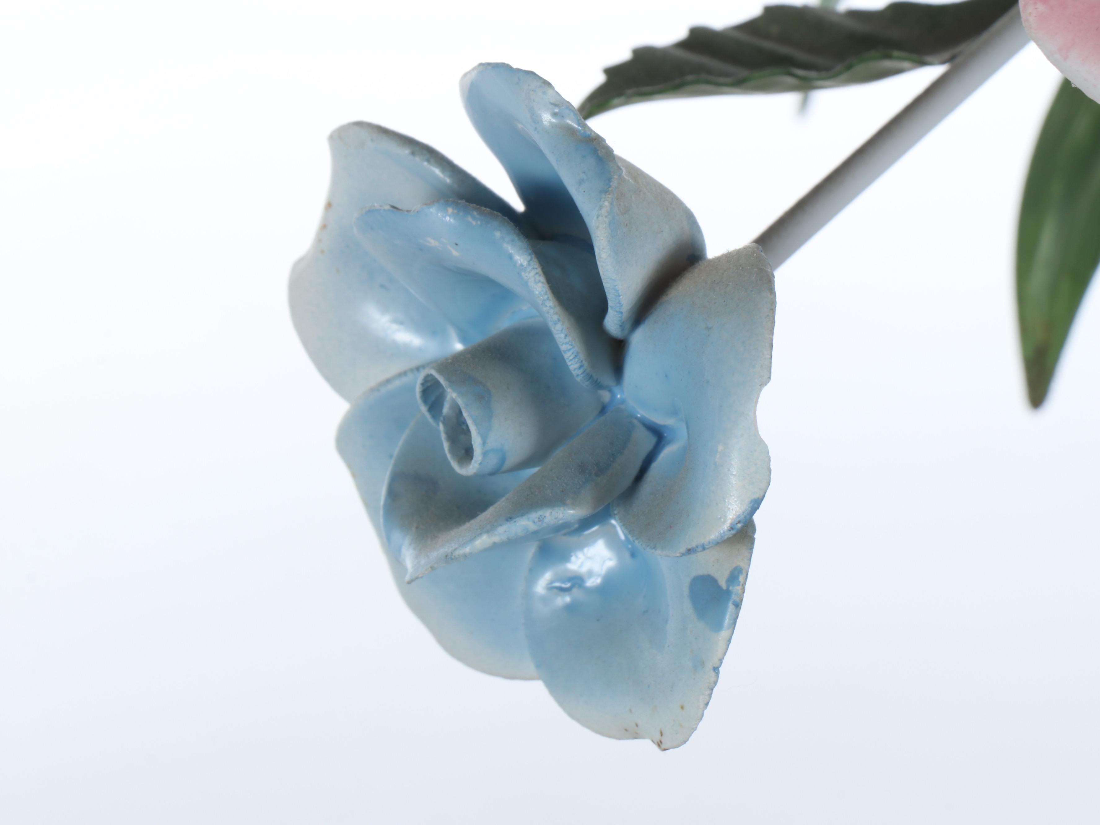 Italian Pastel Porcelain and White Metal Chandelier with Art Glass Pendant